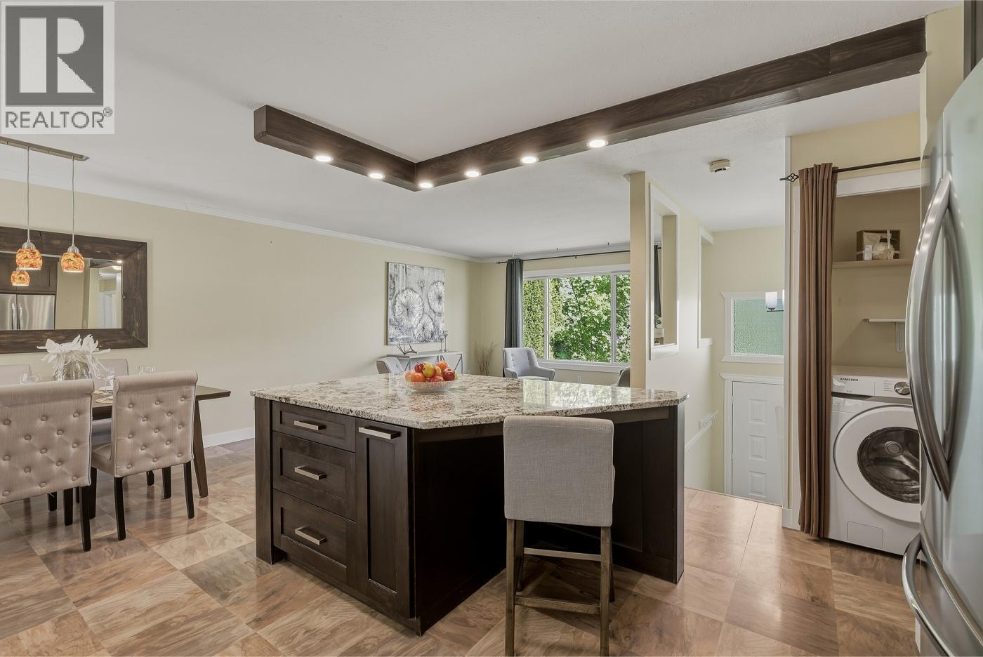 6105 Dallas Drive, Kamloops, British Columbia  V2C 5Z9 - Photo 12 - 10386761