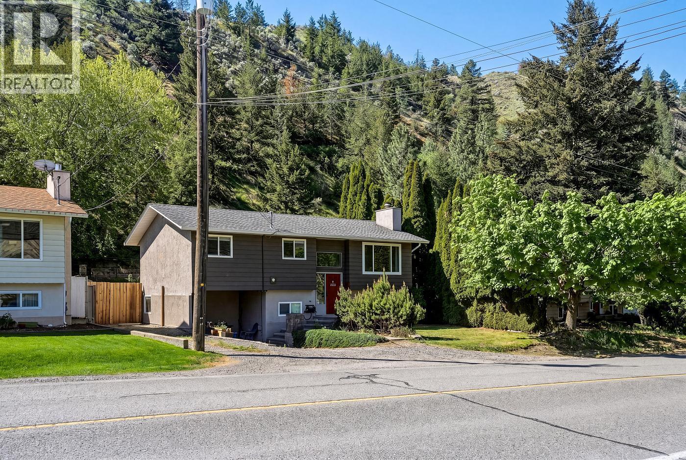 6105 Dallas Drive, Kamloops, British Columbia  V2C 5Z9 - Photo 2 - 10386761