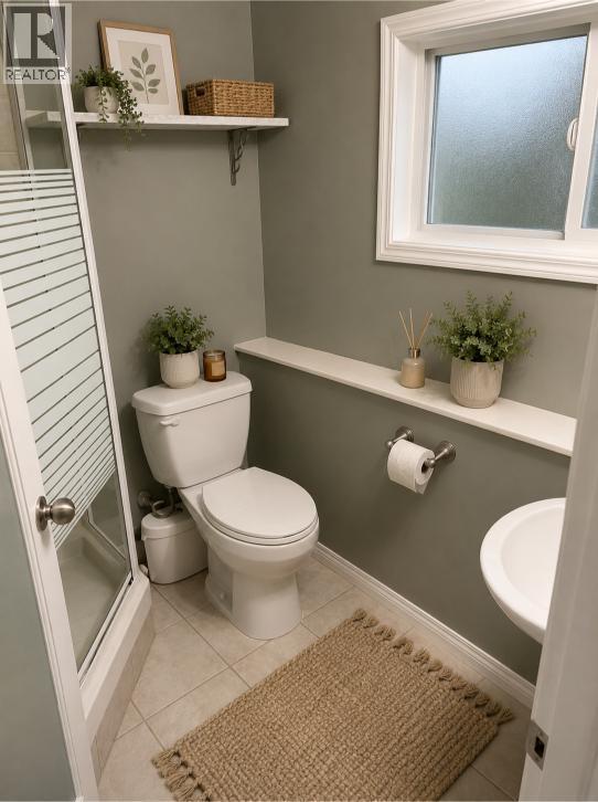 6105 Dallas Drive, Kamloops, British Columbia  V2C 5Z9 - Photo 35 - 10386761