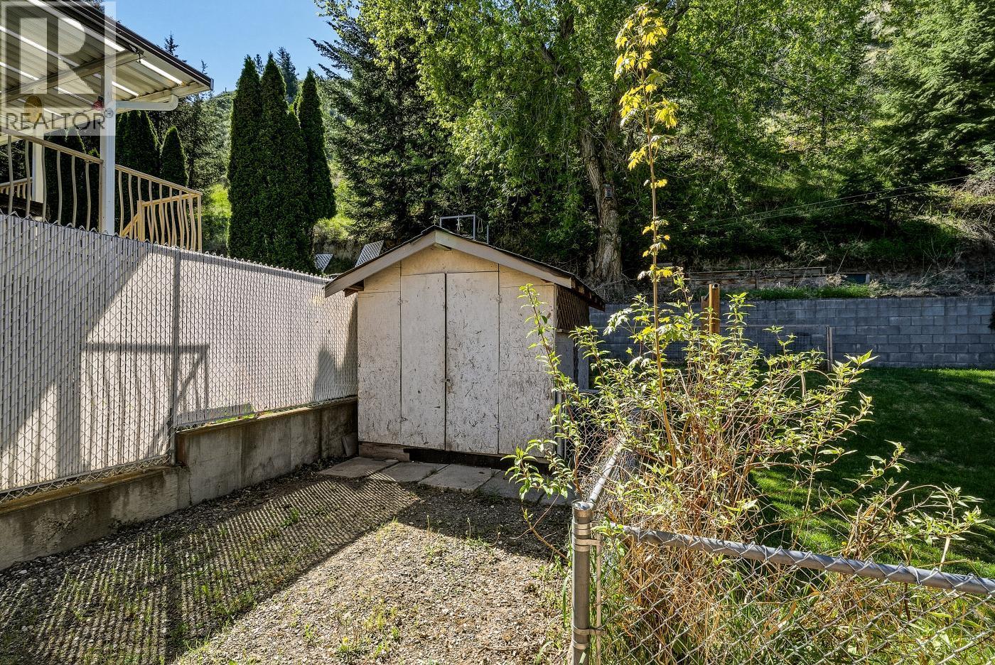 6105 Dallas Drive, Kamloops, British Columbia  V2C 5Z9 - Photo 45 - 10386761