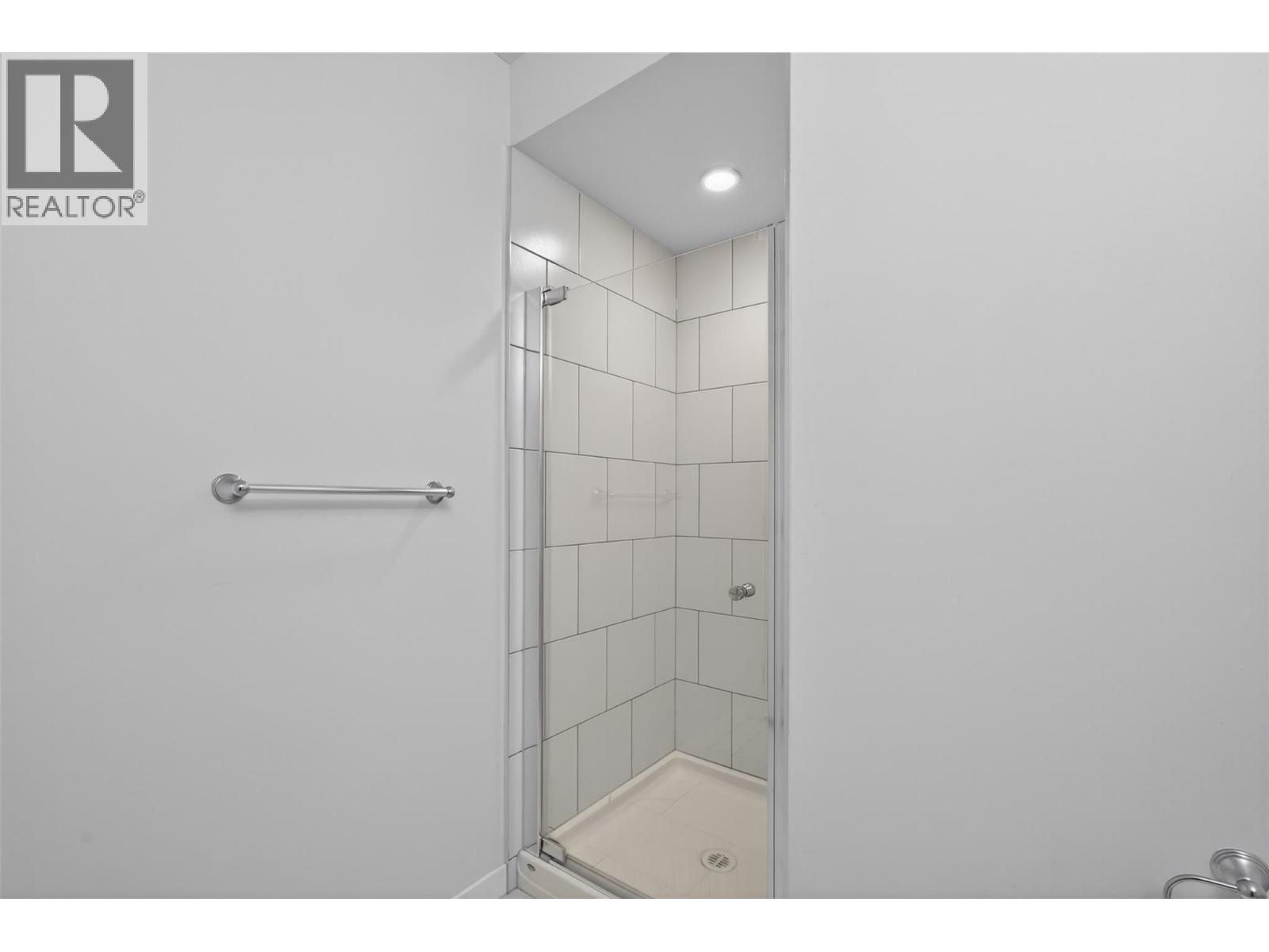 600 Sherwood Road Unit# 4, Kelowna, British Columbia  V1W 5K1 - Photo 33 - 10385156