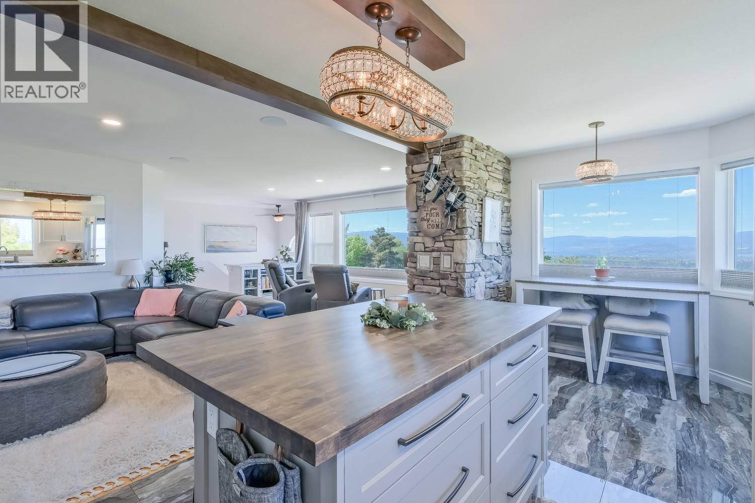 853 Toovey Road, Kelowna, British Columbia  V1X 6R2 - Photo 5 - 10386095