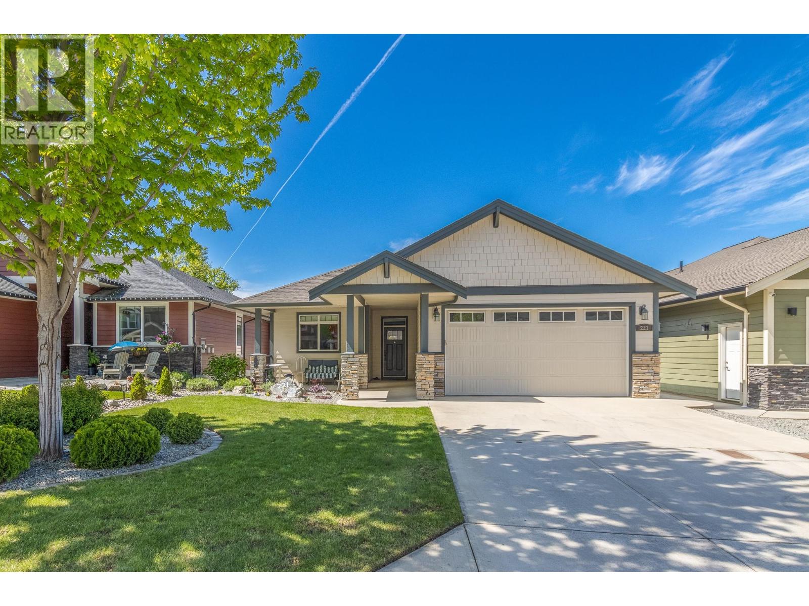 221 24 Street NE, salmon arm, British Columbia