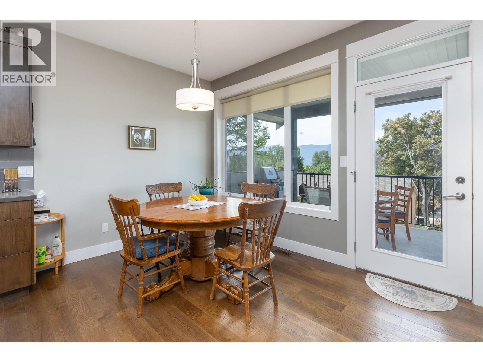 221 24 Street Ne, Salmon Arm, British Columbia  V1E 0C2 - Photo 10 - 10386702