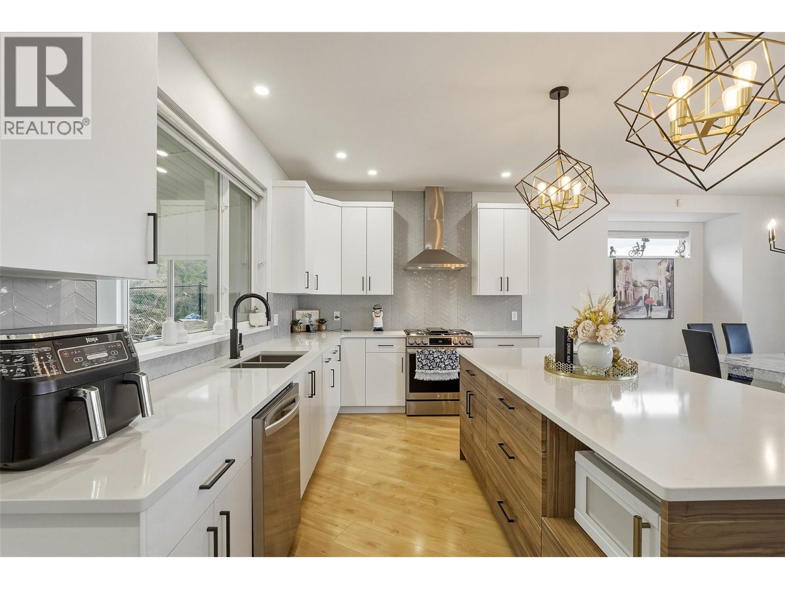 2405 Talbot Place, Kamloops, British Columbia  V1S 2B2 - Photo 47 - 10386447