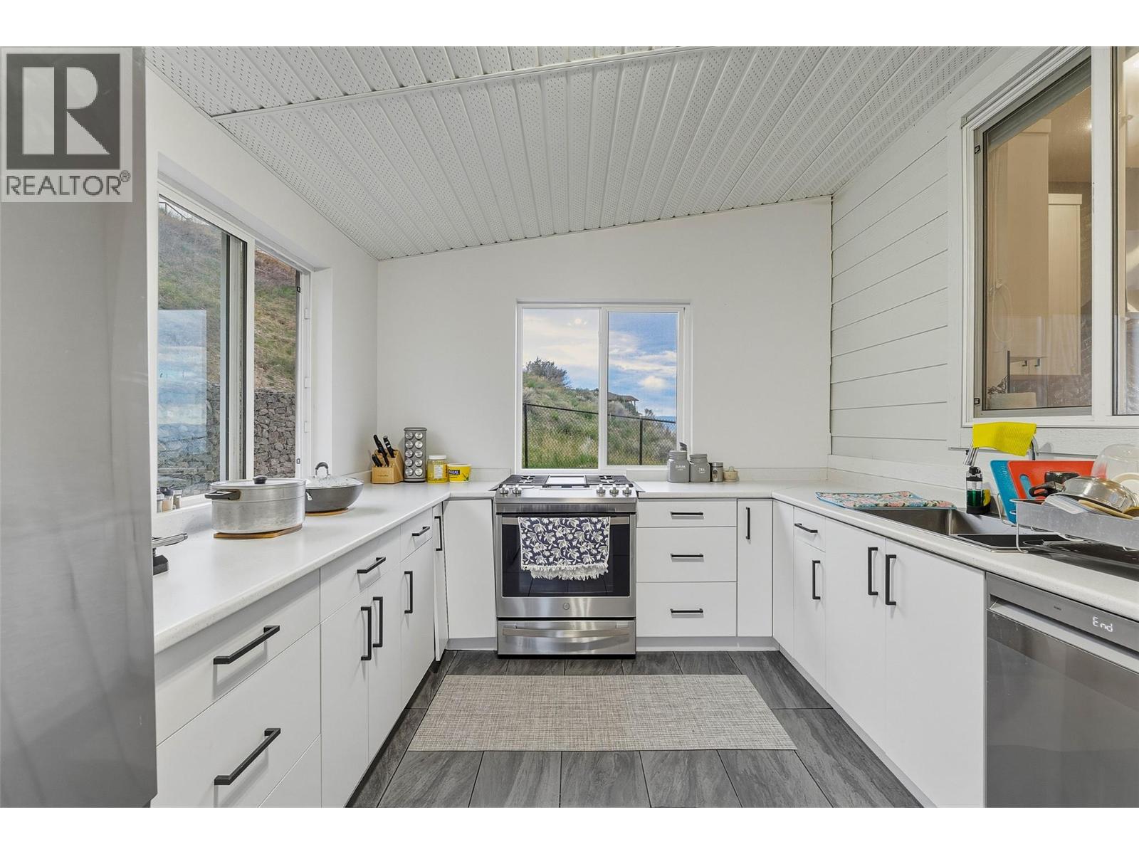 2405 Talbot Place, Kamloops, British Columbia  V1S 2B2 - Photo 53 - 10386447