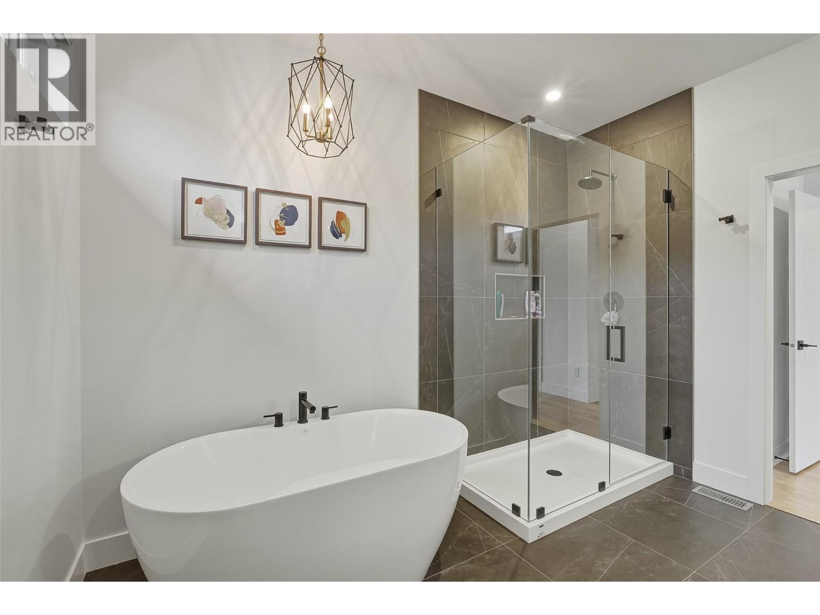 2405 Talbot Place, Kamloops, British Columbia  V1S 2B2 - Photo 68 - 10386447