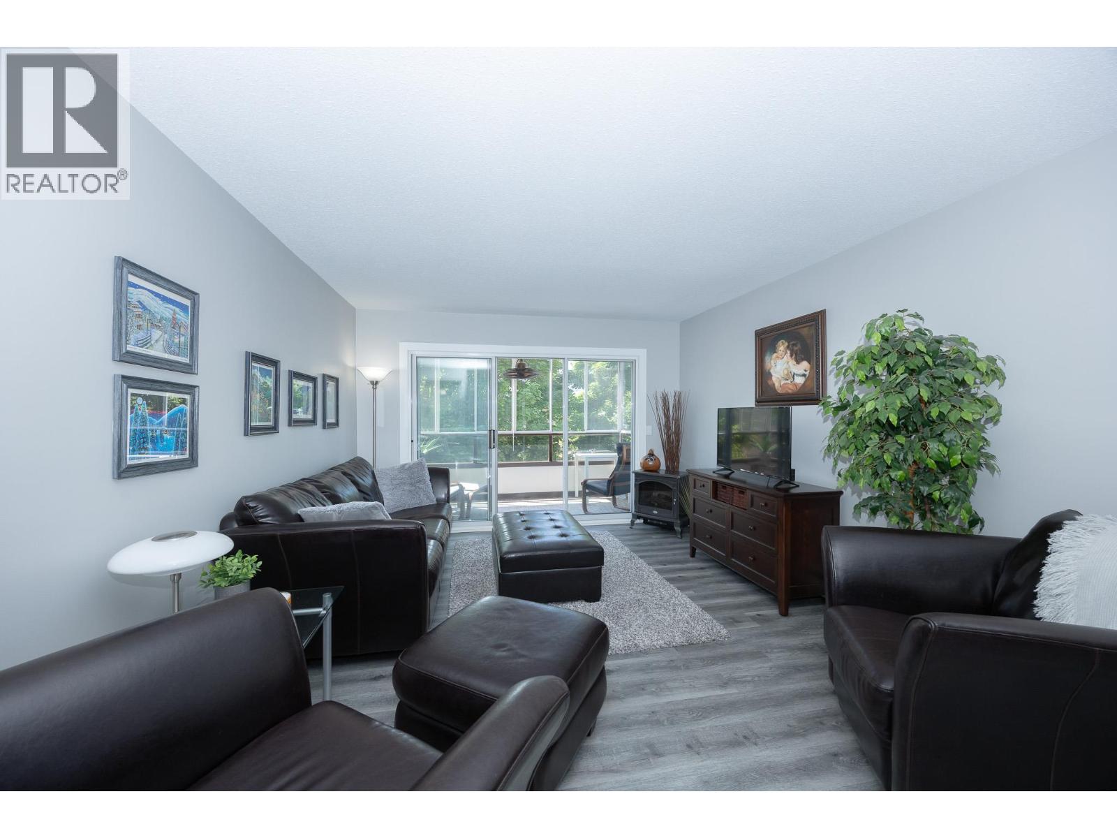 1610 Gordon Drive Unit# 202, Kelowna, British Columbia  V1Y 3G9 - Photo 2 - 10385709