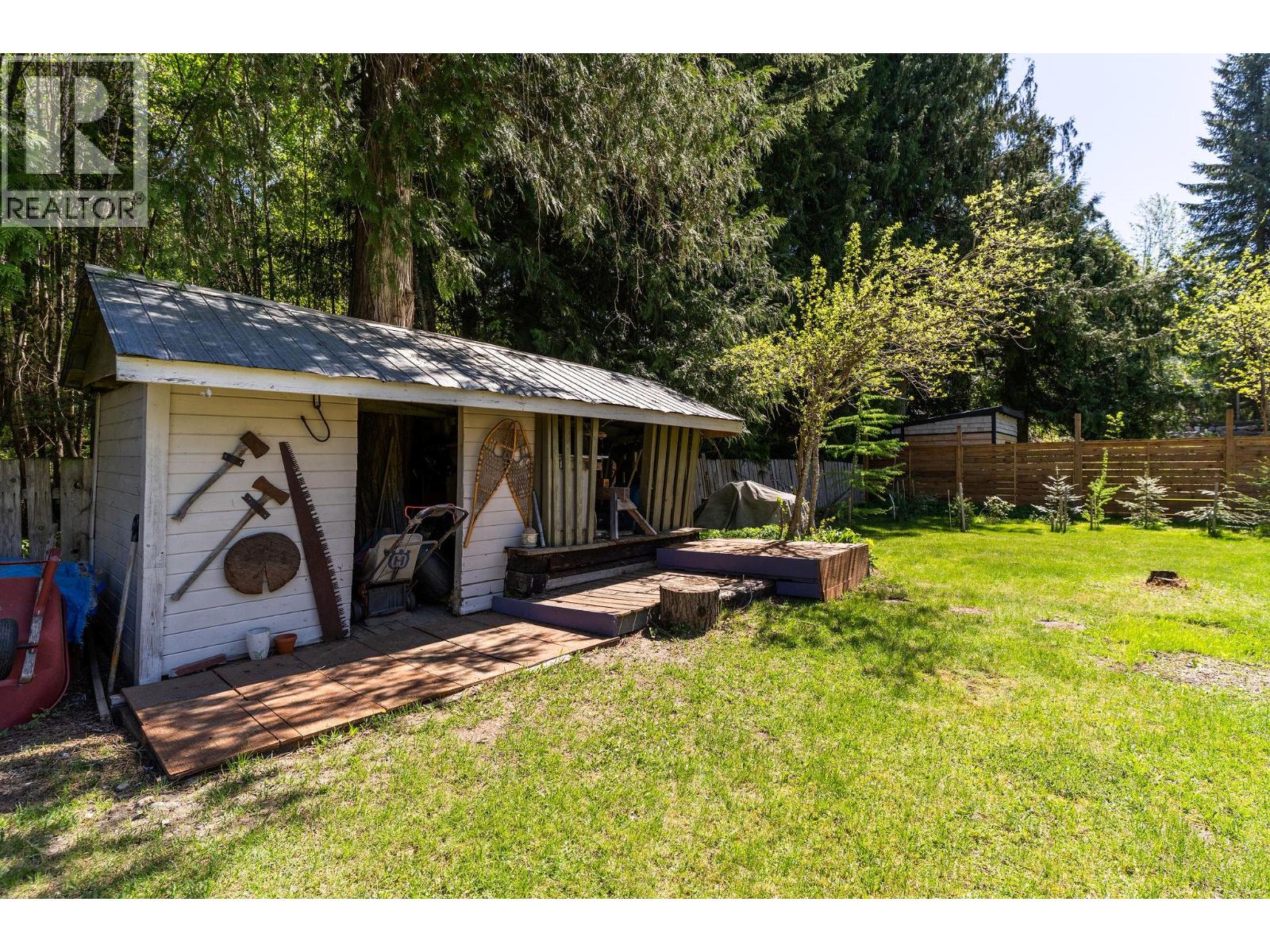 1736 Hay Road, Revelstoke, British Columbia  V0E 2S1 - Photo 31 - 10386282