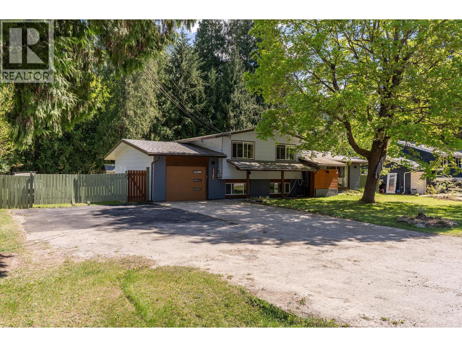 1736 Hay Road, Revelstoke, British Columbia  V0E 2S1 - Photo 38 - 10386282