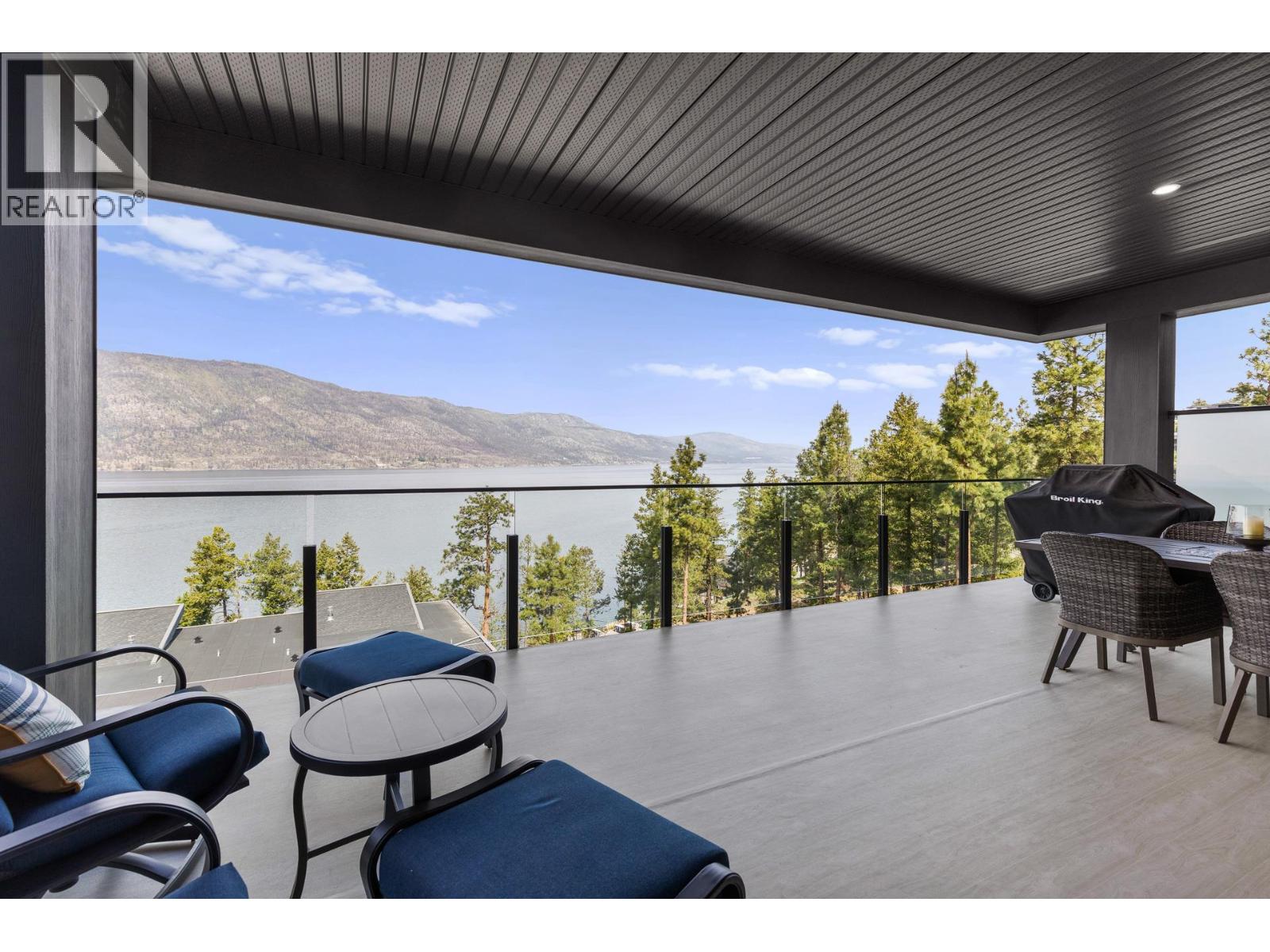 3475 Granite Close Unit# 302, kelowna, British Columbia