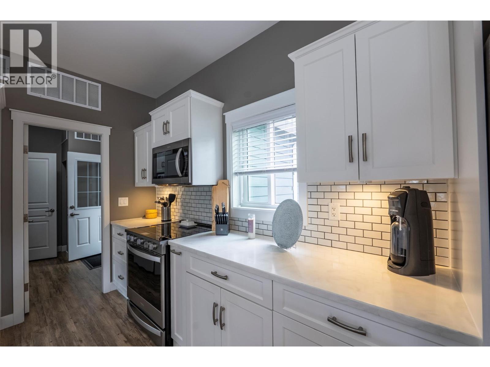 430 Buriview Drive, Nelson, British Columbia  V1L 0A7 - Photo 8 - 10386665
