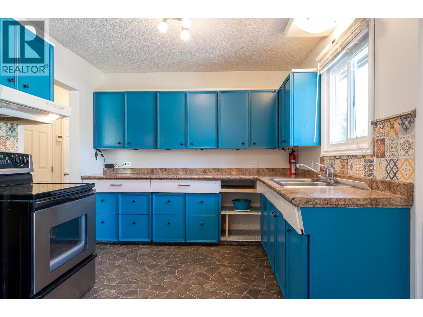 1971 Fairway Road Unit# B, Revelstoke, British Columbia  V0E 2S0 - Photo 12 - 10386692