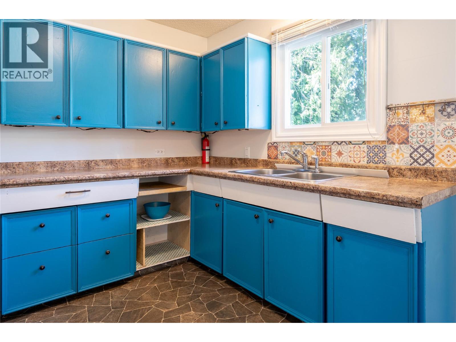 1971 Fairway Road Unit# B, Revelstoke, British Columbia  V0E 2S0 - Photo 13 - 10386692