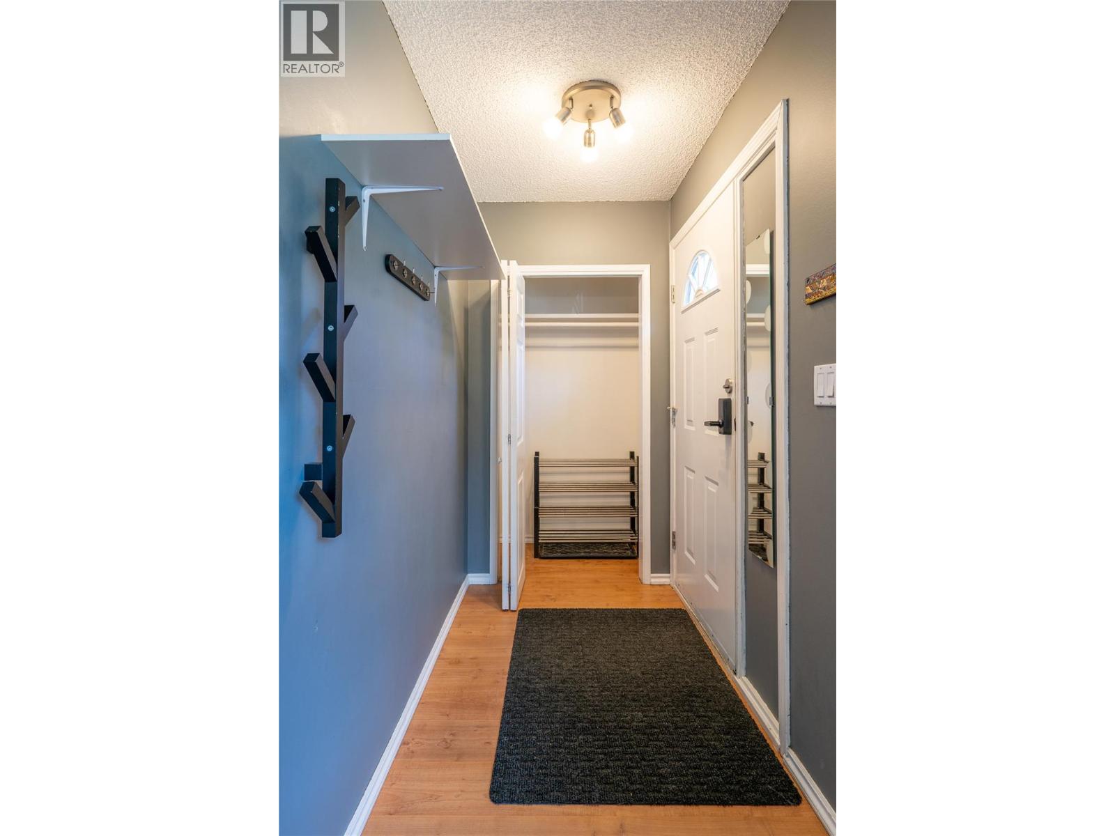 1971 Fairway Road Unit# B, Revelstoke, British Columbia  V0E 2S0 - Photo 6 - 10386692