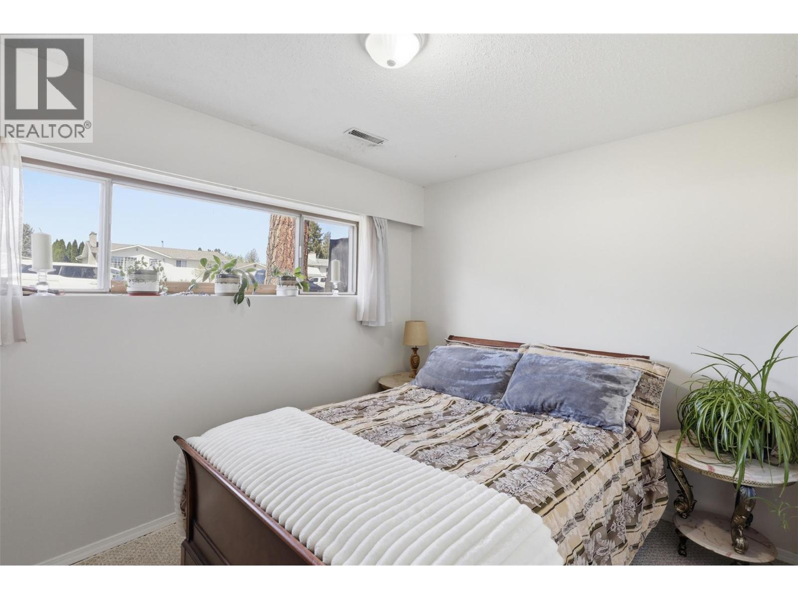 675 Sicamore Drive, Kamloops, British Columbia  V2B 6R6 - Photo 42 - 10386556