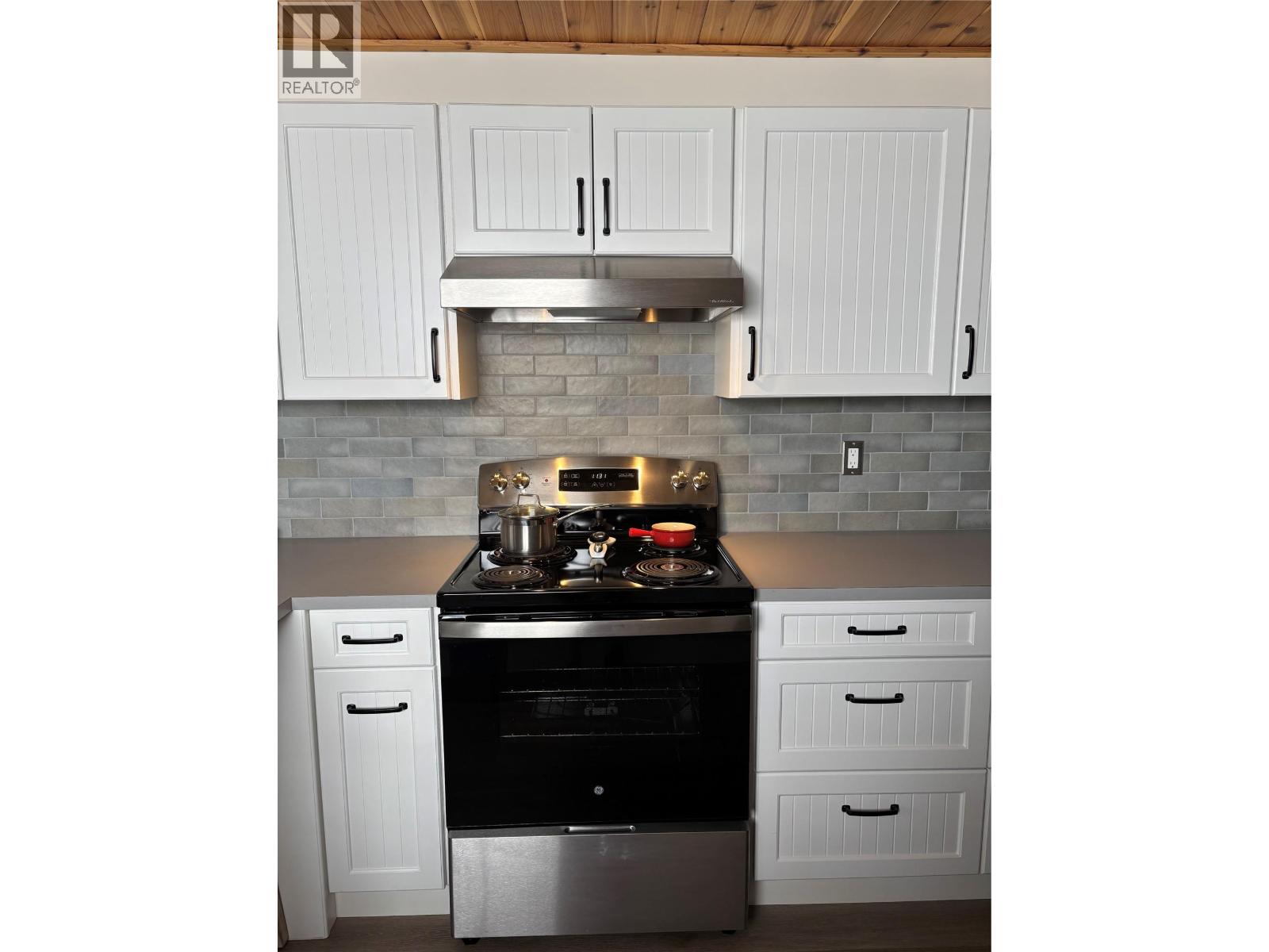 839 8th Avenue, Vernon, British Columbia  V1H 1Z1 - Photo 25 - 10383808
