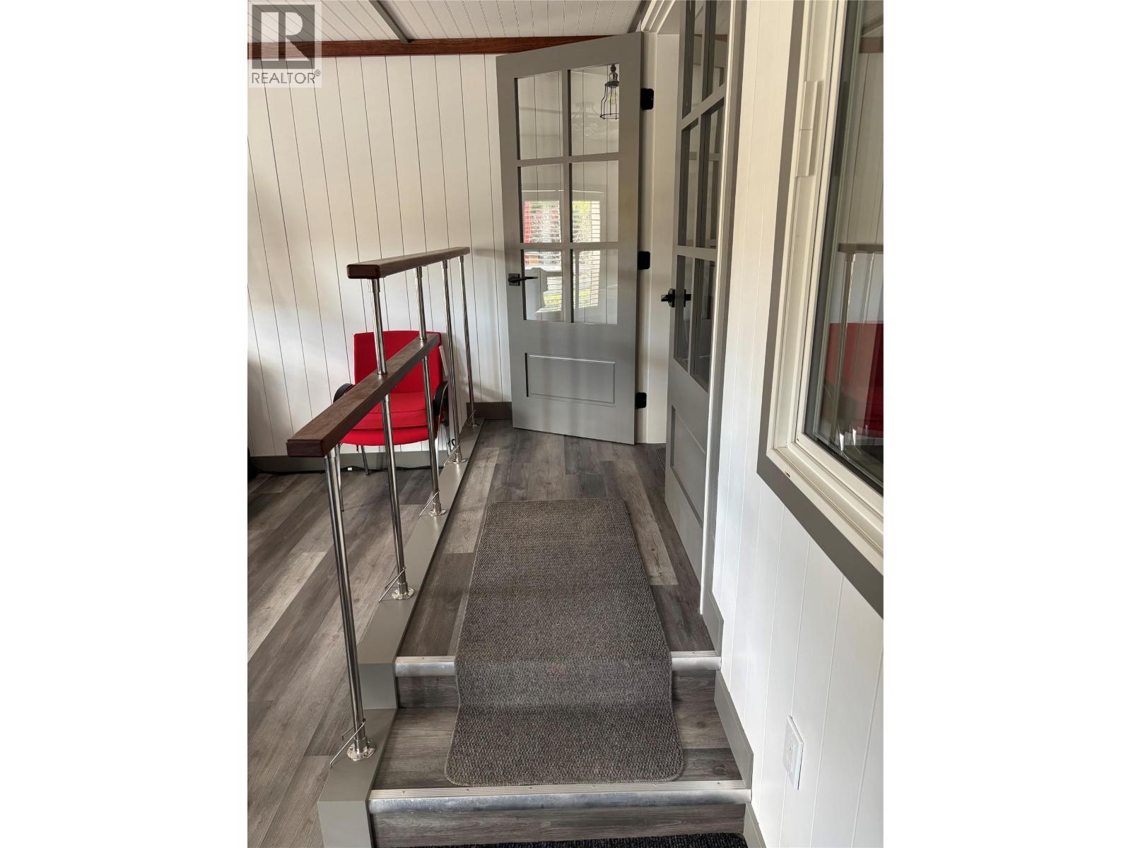 839 8th Avenue, Vernon, British Columbia  V1H 1Z1 - Photo 34 - 10383808
