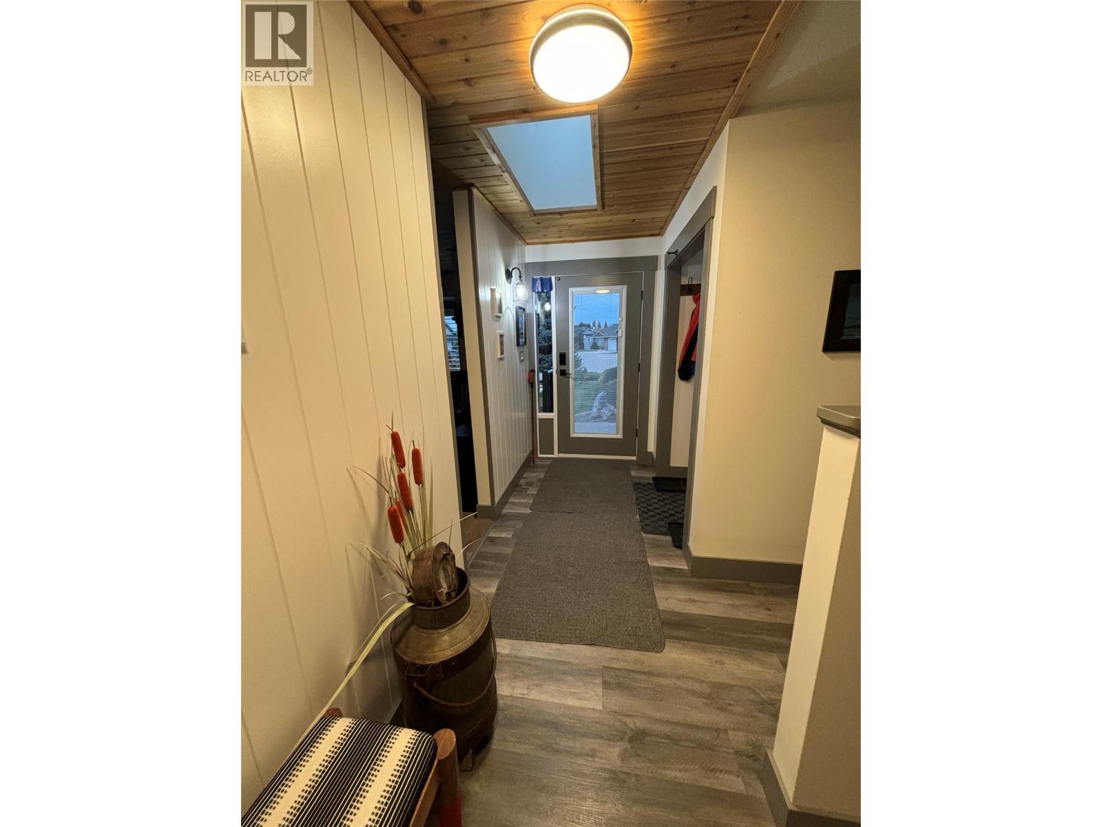 839 8th Avenue, Vernon, British Columbia  V1H 1Z1 - Photo 39 - 10383808