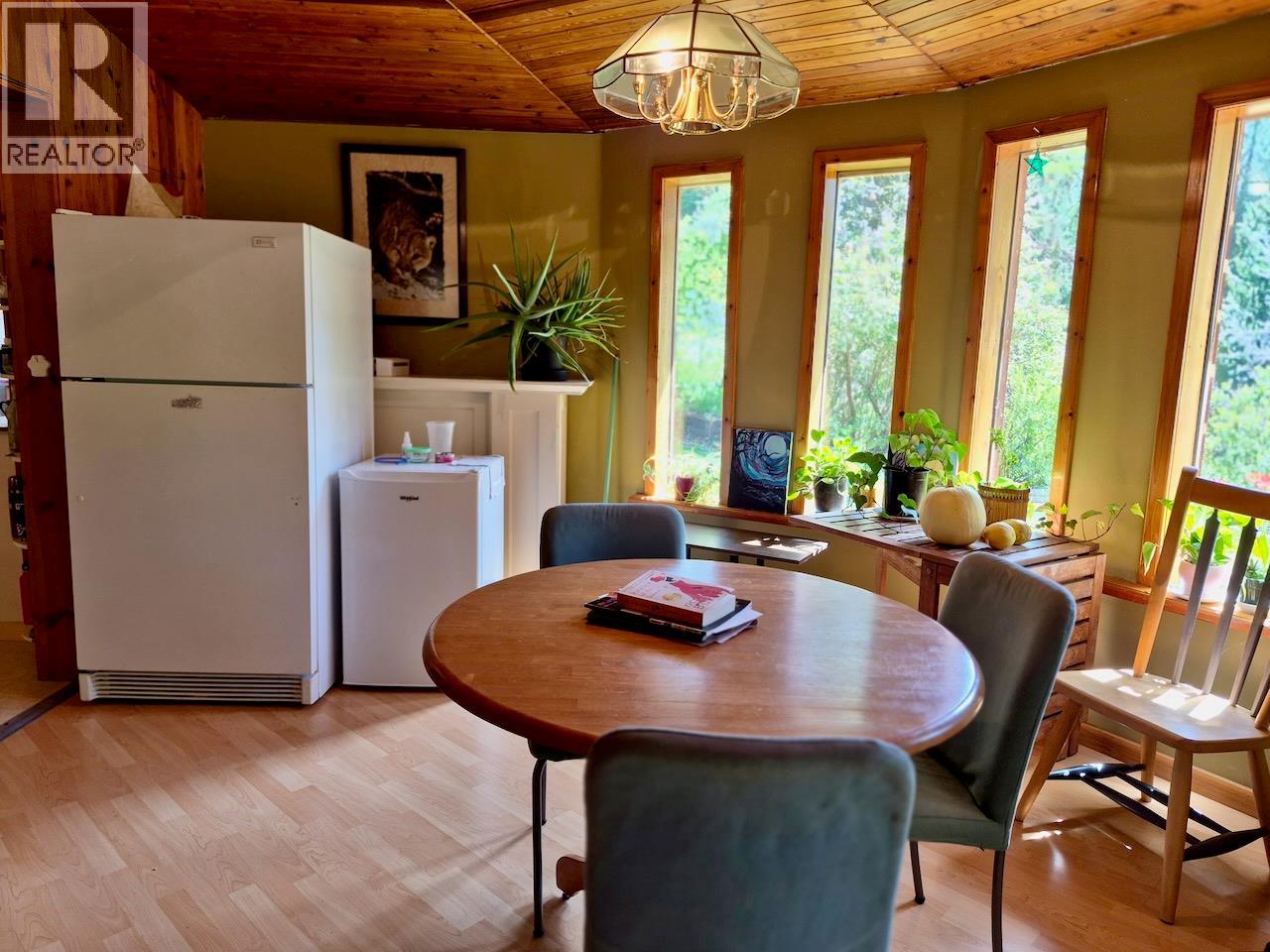 2010 Creek Street, Nelson, British Columbia  V1L 1M7 - Photo 34 - 10386711