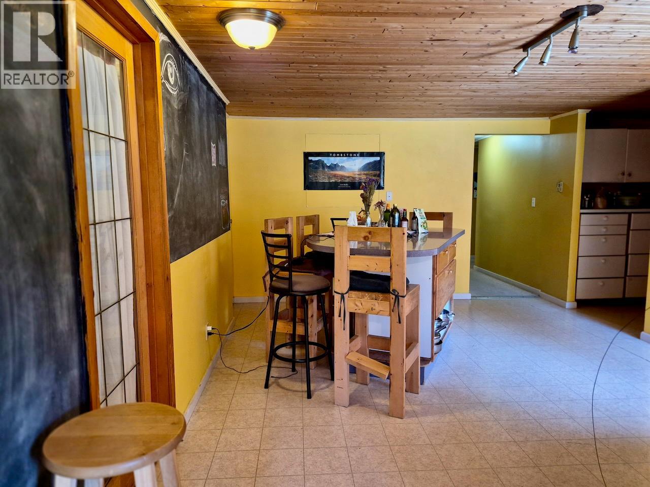 2010 Creek Street, Nelson, British Columbia  V1L 1M7 - Photo 35 - 10386711