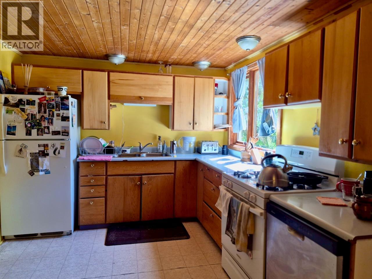 2010 Creek Street, Nelson, British Columbia  V1L 1M7 - Photo 36 - 10386711