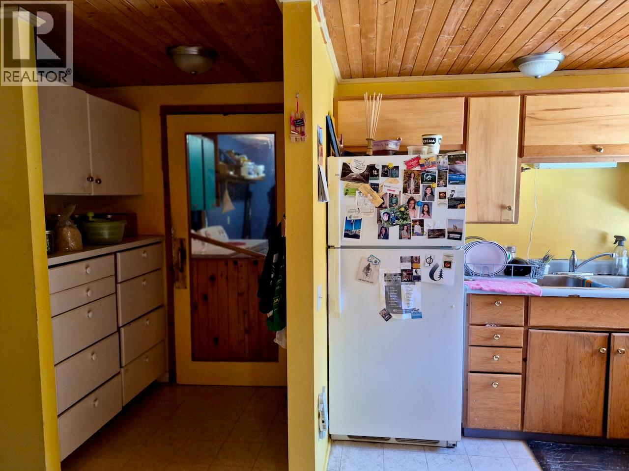2010 Creek Street, Nelson, British Columbia  V1L 1M7 - Photo 42 - 10386711