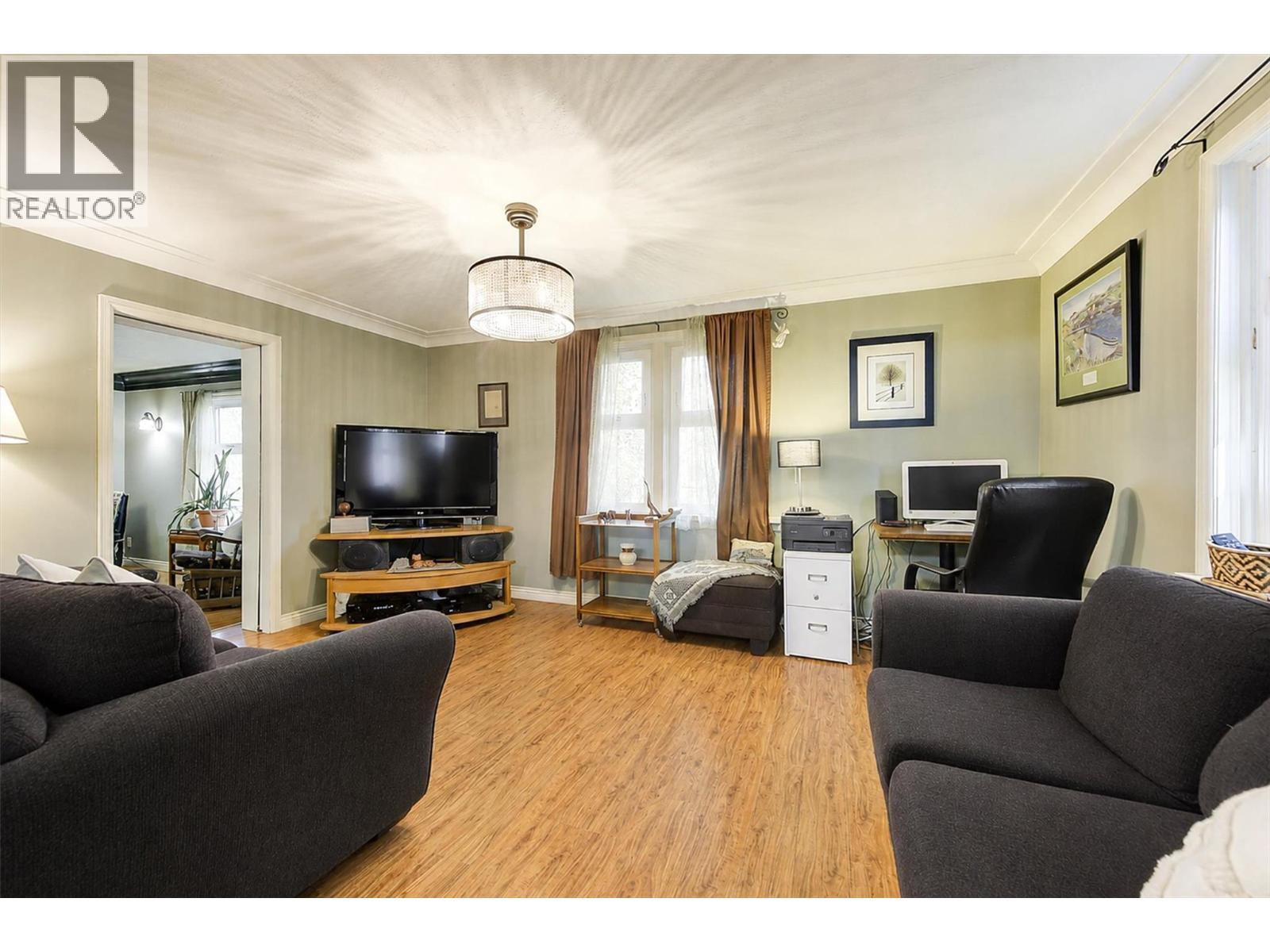 725 Fraser Road, Kelowna, British Columbia  V1X 3M2 - Photo 13 - 10386661