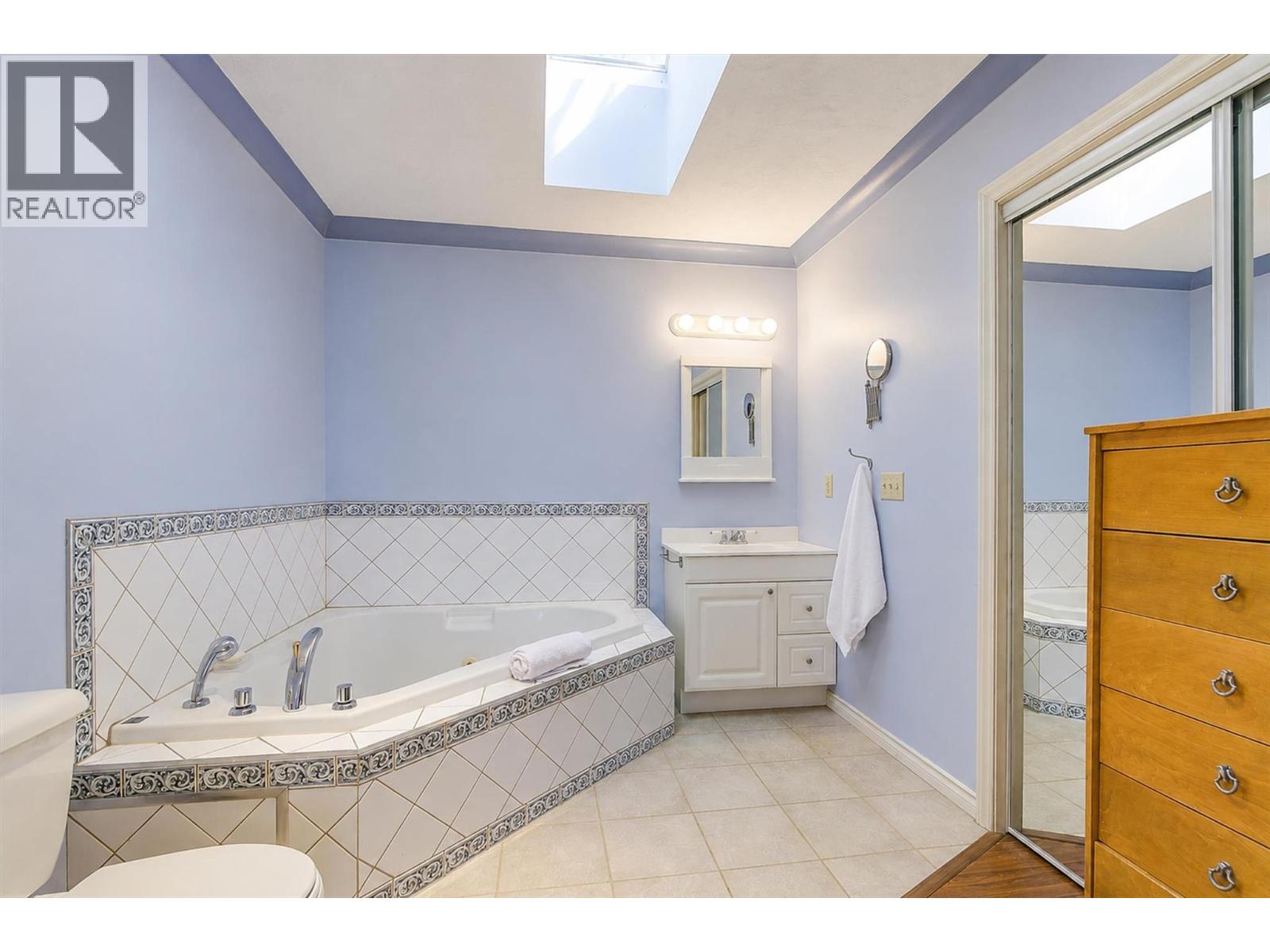 725 Fraser Road, Kelowna, British Columbia  V1X 3M2 - Photo 22 - 10386661