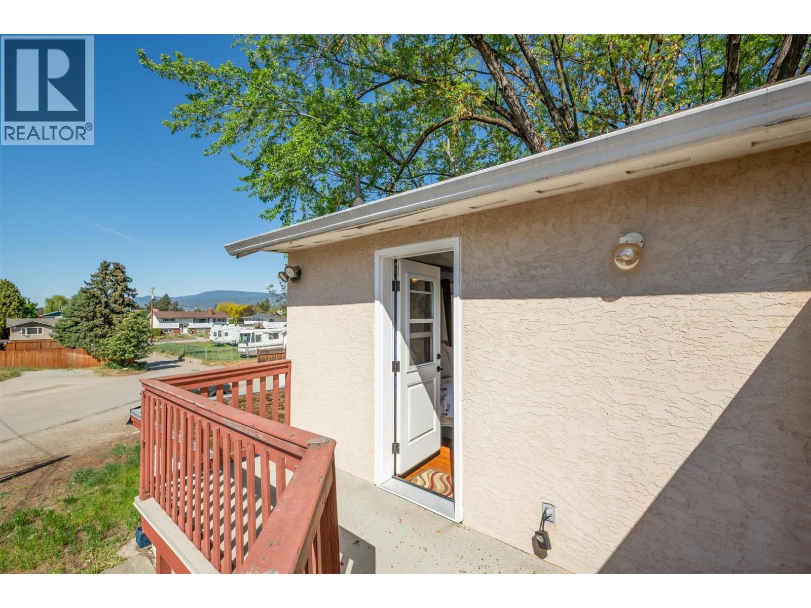 725 Fraser Road, Kelowna, British Columbia  V1X 3M2 - Photo 25 - 10386661