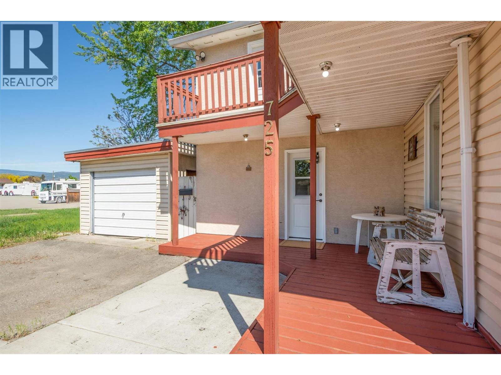 725 Fraser Road, Kelowna, British Columbia  V1X 3M2 - Photo 4 - 10386661