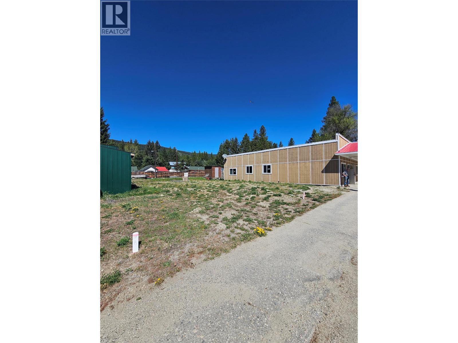 5851 33 Highway, Beaverdell, British Columbia  V0H 1A0 - Photo 12 - 10386713