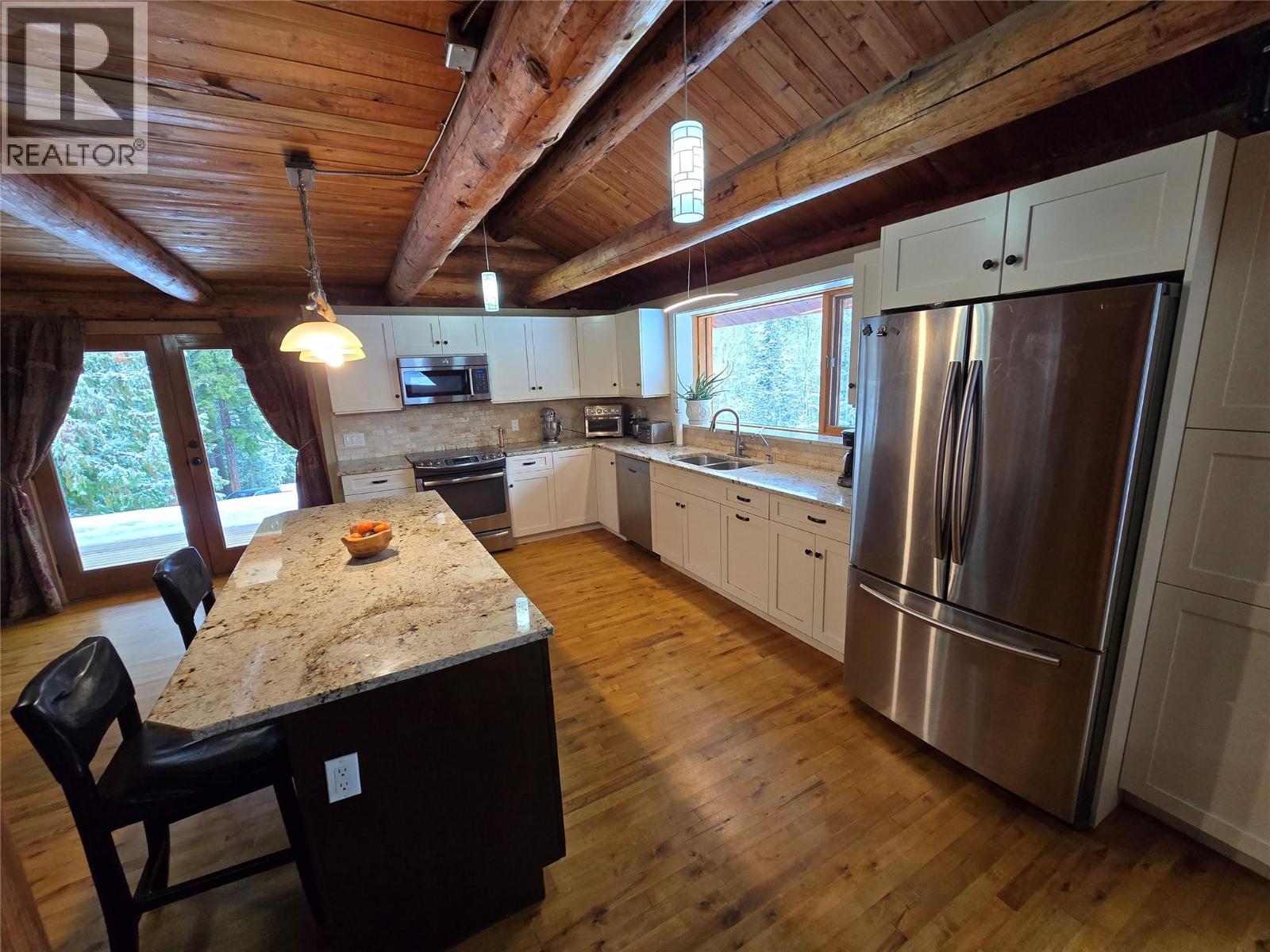 2358 Dunn Lake Road, Clearwater, British Columbia  V0E 1N0 - Photo 10 - 10386693