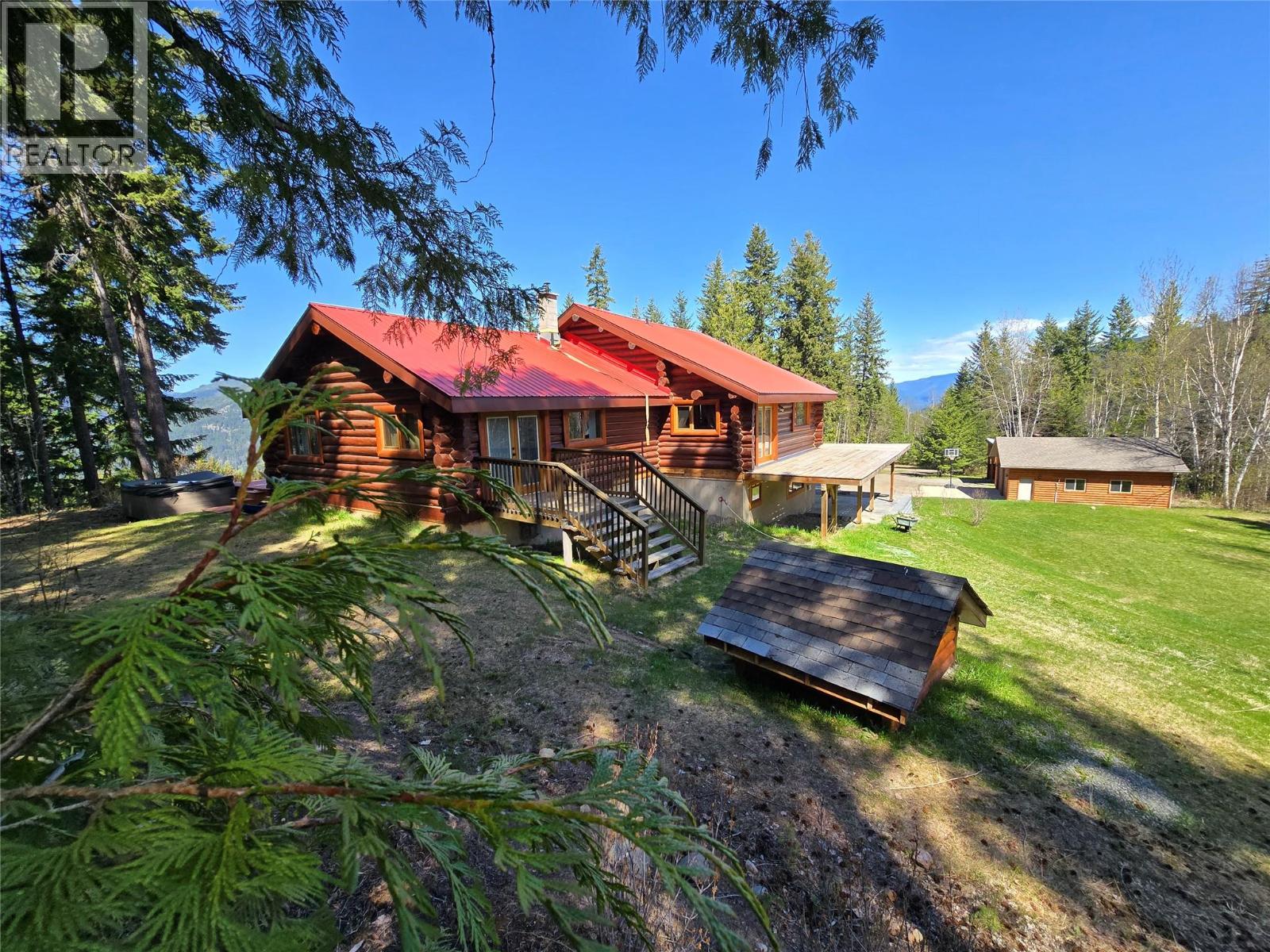 2358 Dunn Lake Road, Clearwater, British Columbia  V0E 1N0 - Photo 2 - 10386693