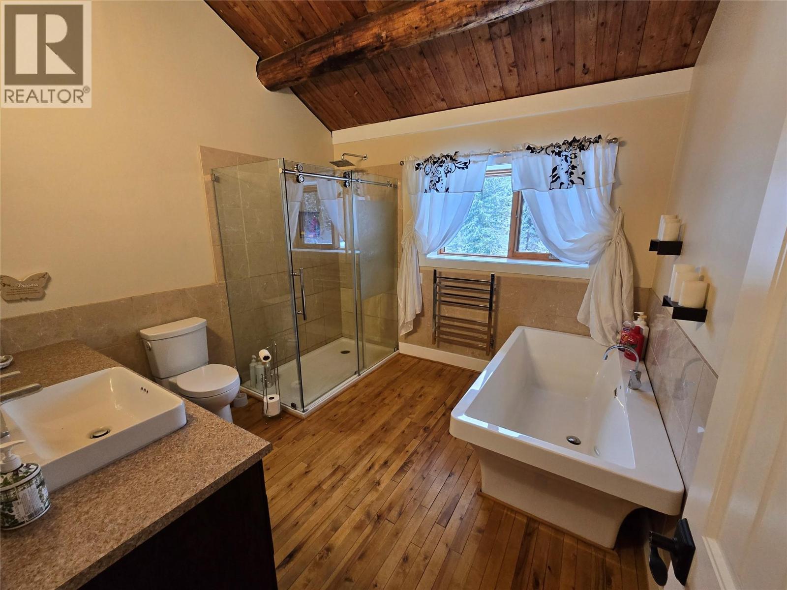 2358 Dunn Lake Road, Clearwater, British Columbia  V0E 1N0 - Photo 30 - 10386693
