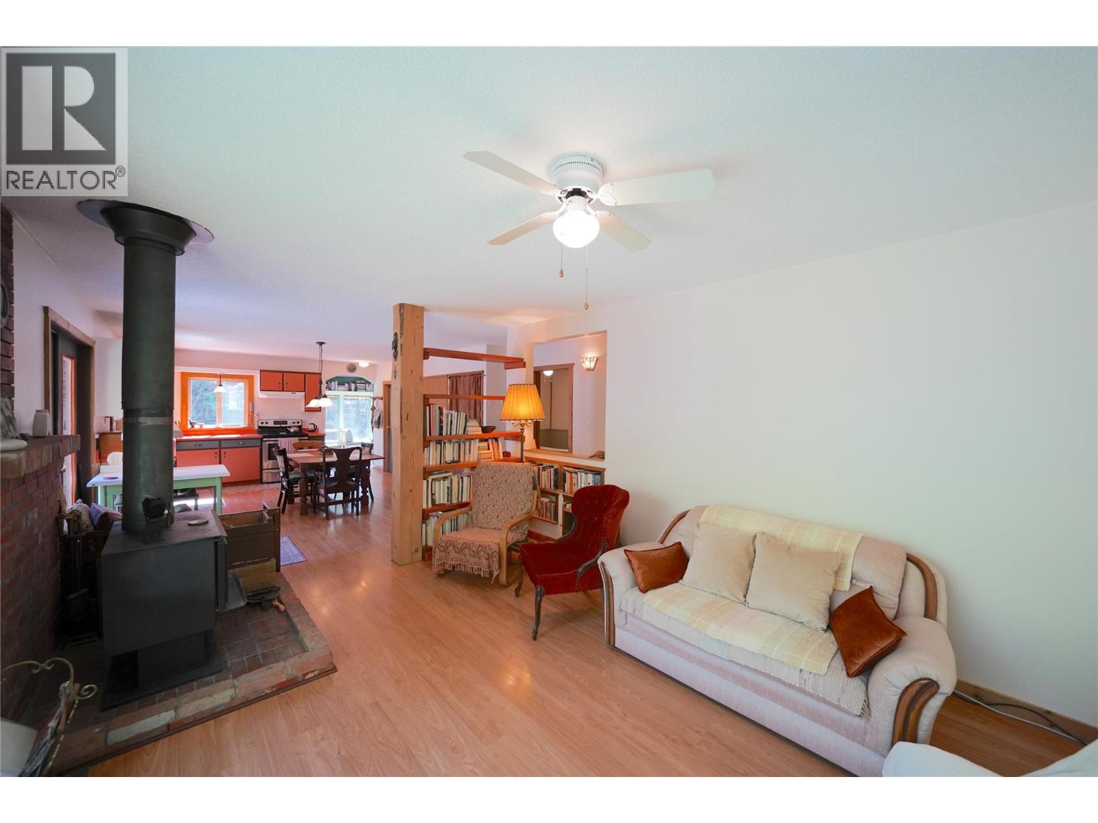 281 Iwanik Road, Procter, British Columbia  V1L 0B5 - Photo 27 - 10385671