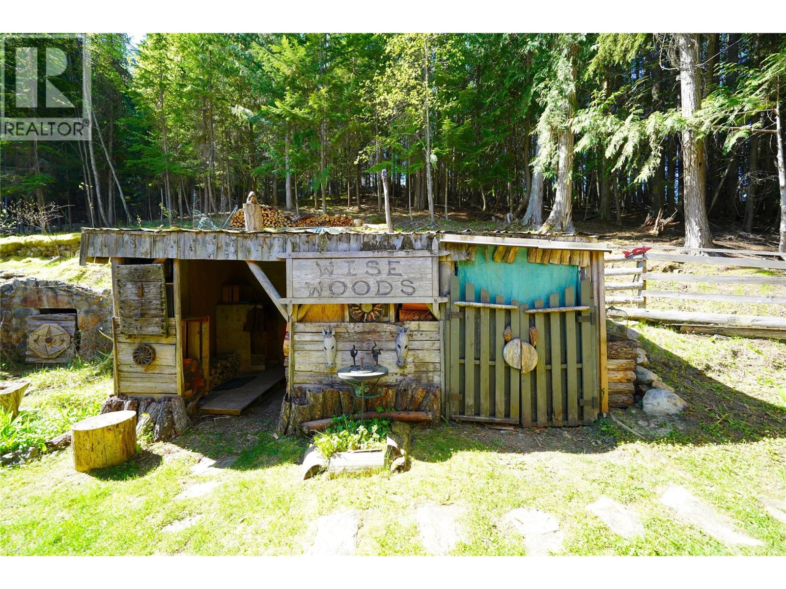 281 Iwanik Road, Procter, British Columbia  V1L 0B5 - Photo 54 - 10385671