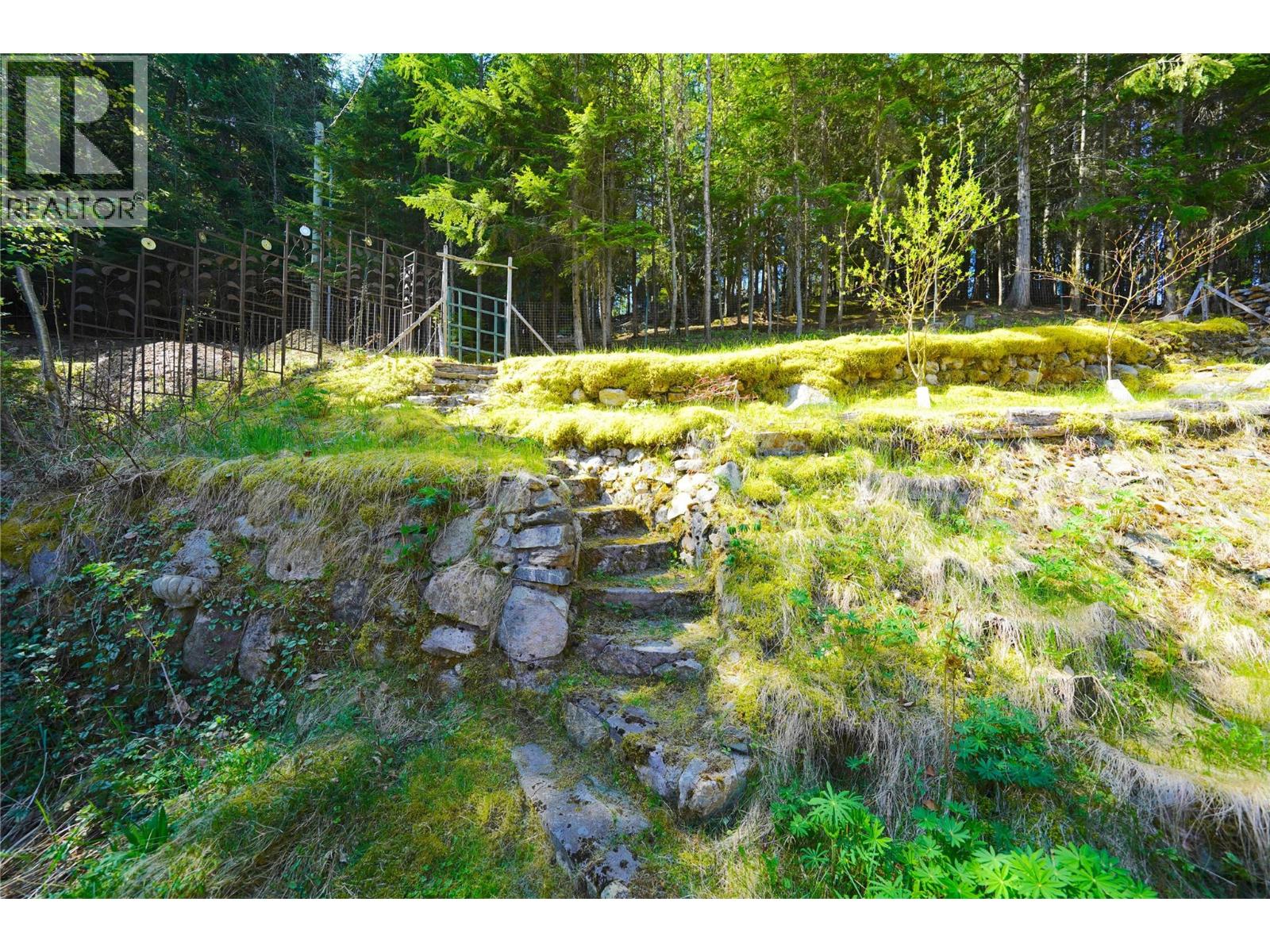 281 Iwanik Road, Procter, British Columbia  V1L 0B5 - Photo 57 - 10385671