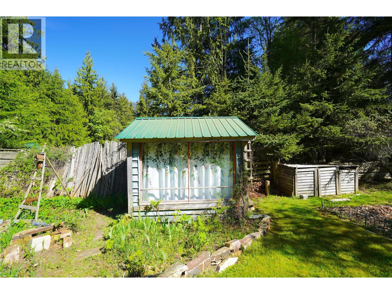 281 Iwanik Road, Procter, British Columbia  V1L 0B5 - Photo 65 - 10385671