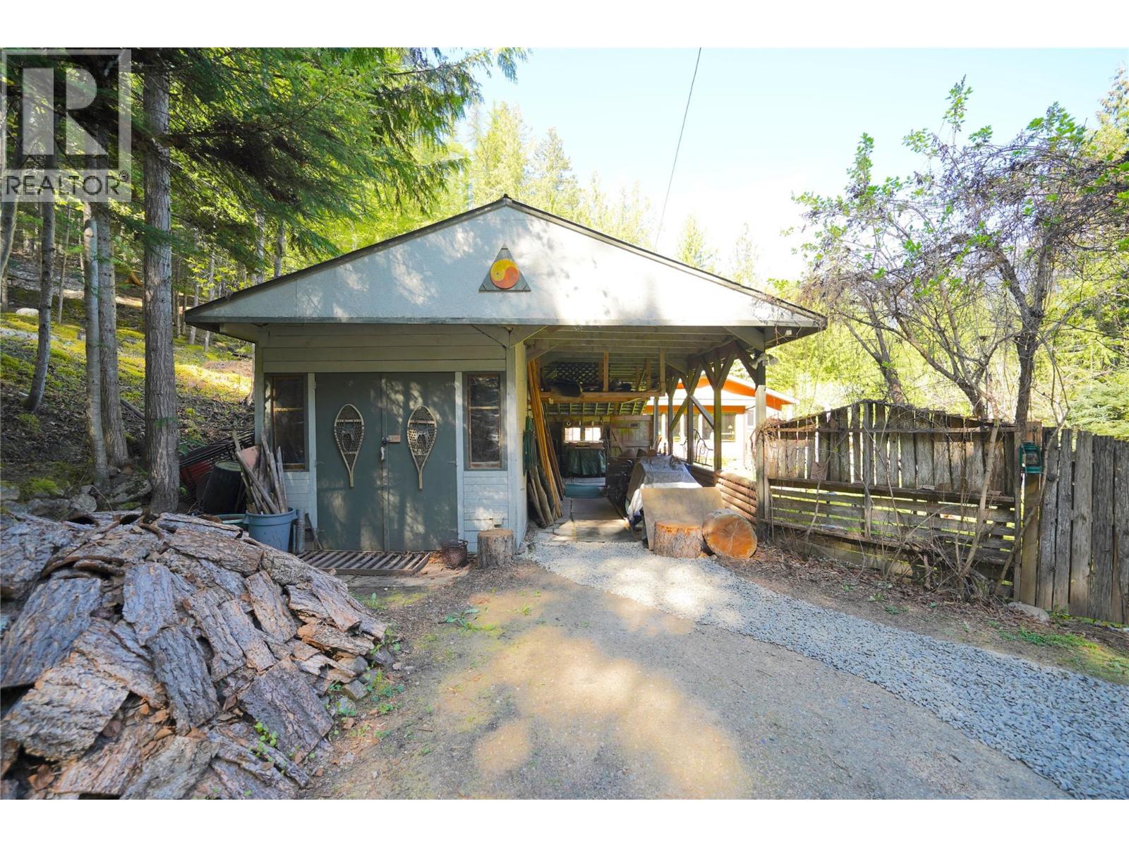 281 Iwanik Road, Procter, British Columbia  V1L 0B5 - Photo 69 - 10385671