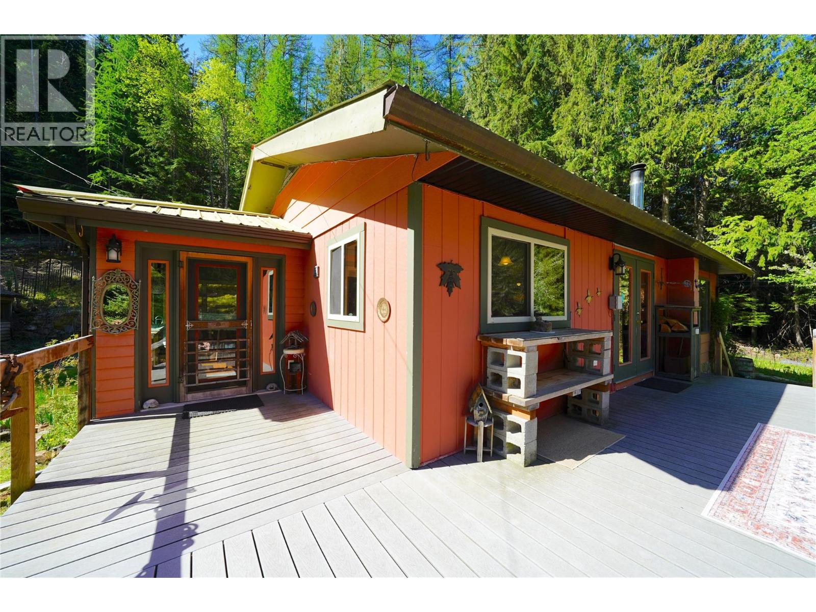281 Iwanik Road, Procter, British Columbia  V1L 0B5 - Photo 7 - 10385671