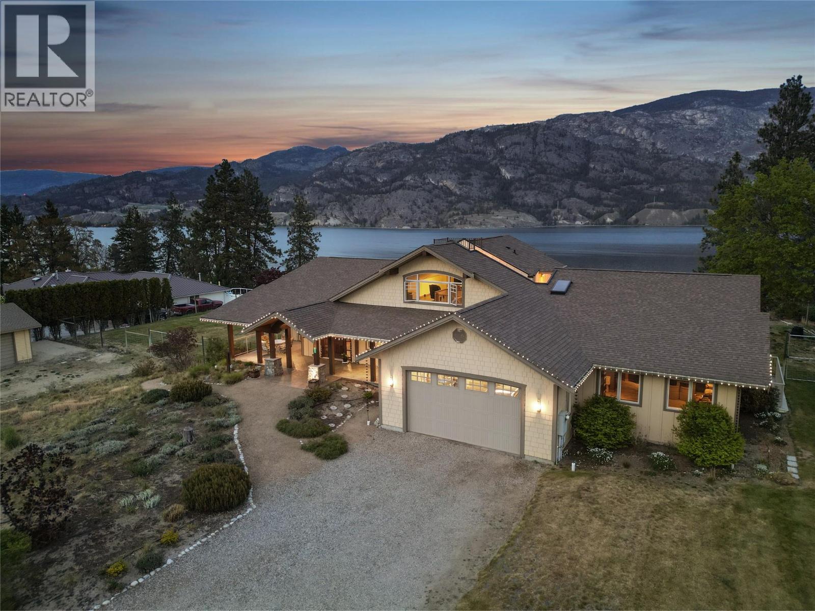 660 Pineview Drive, kaleden, British Columbia