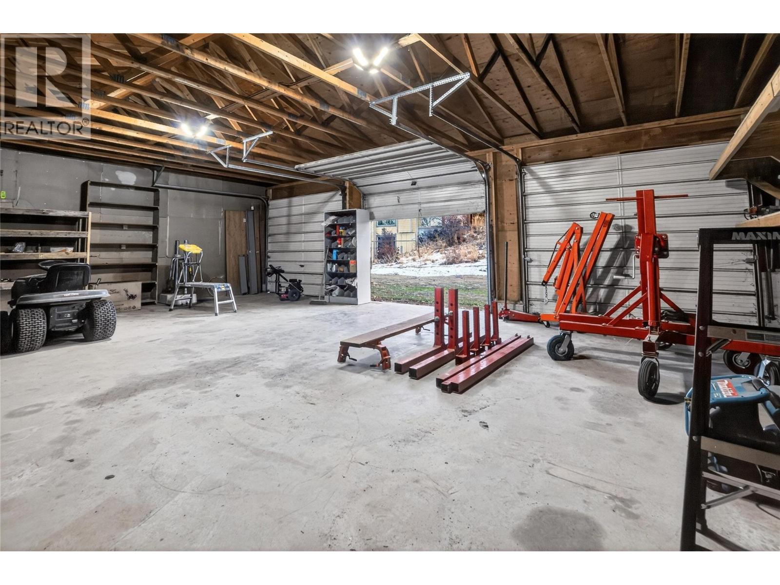 660 Pineview Drive, Kaleden, British Columbia  V0H 1K0 - Photo 42 - 10386709