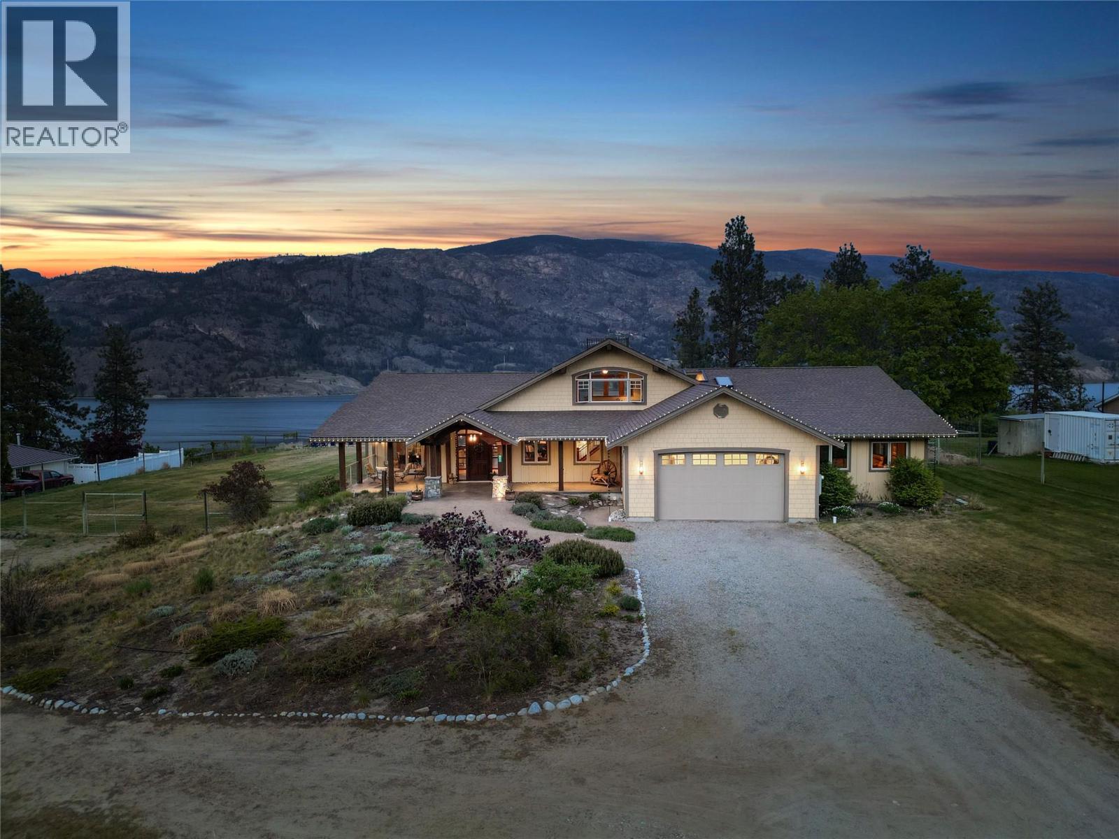 660 Pineview Drive, Kaleden, British Columbia  V0H 1K0 - Photo 48 - 10386709