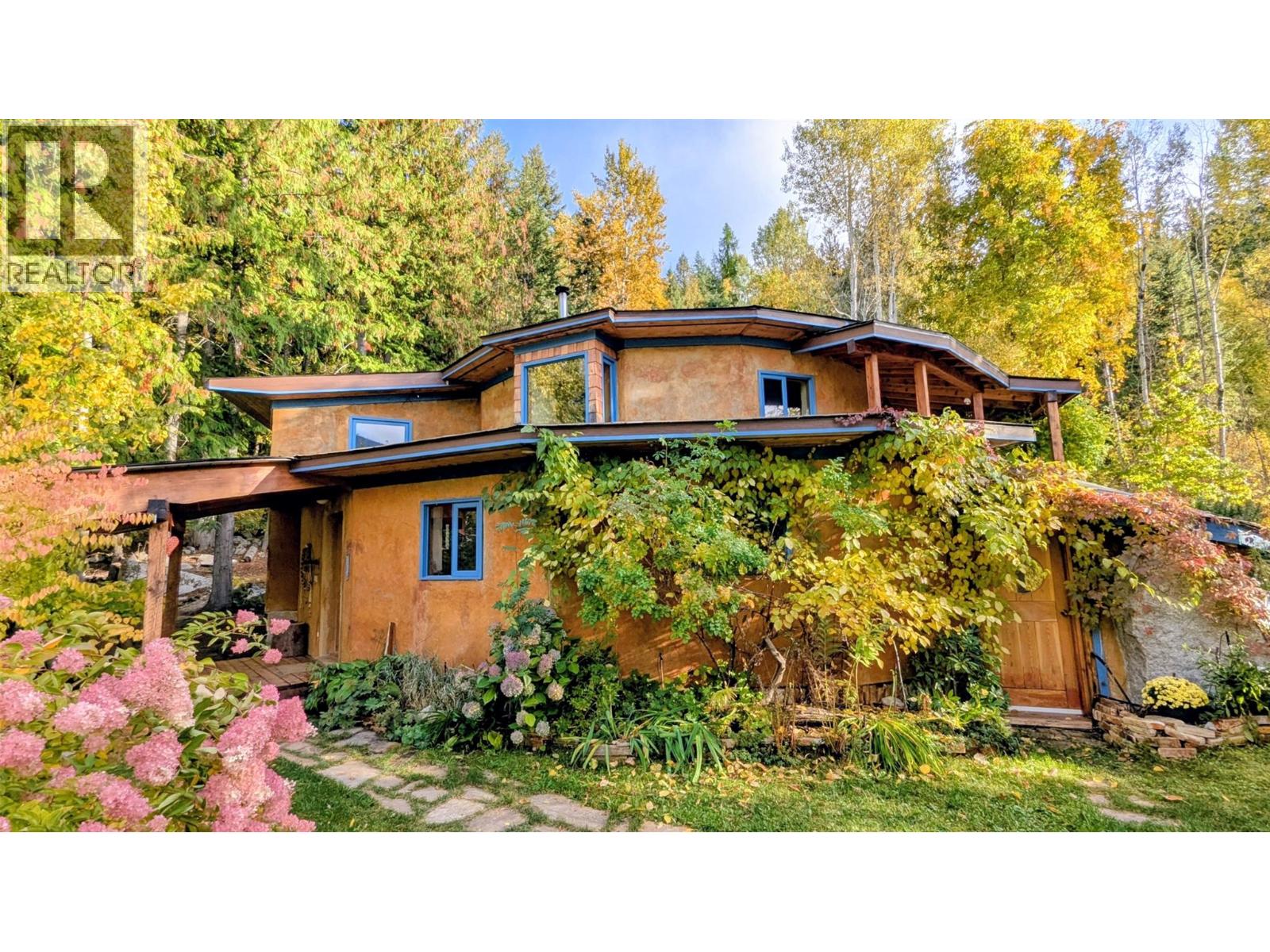 2129 Svoboda Road, nelson, British Columbia