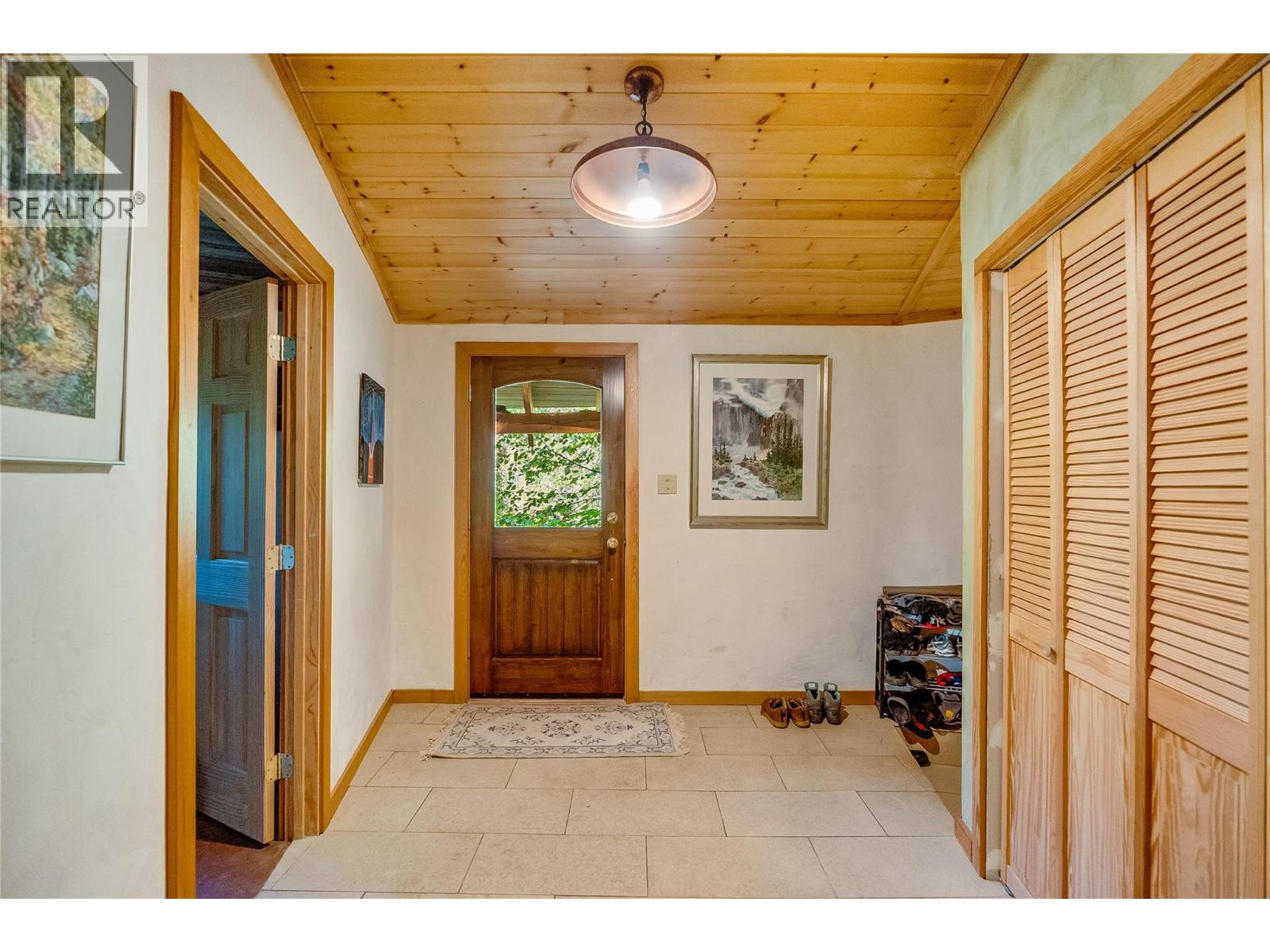 2129 Svoboda Road, Nelson, British Columbia  V1L 3V3 - Photo 12 - 10386644