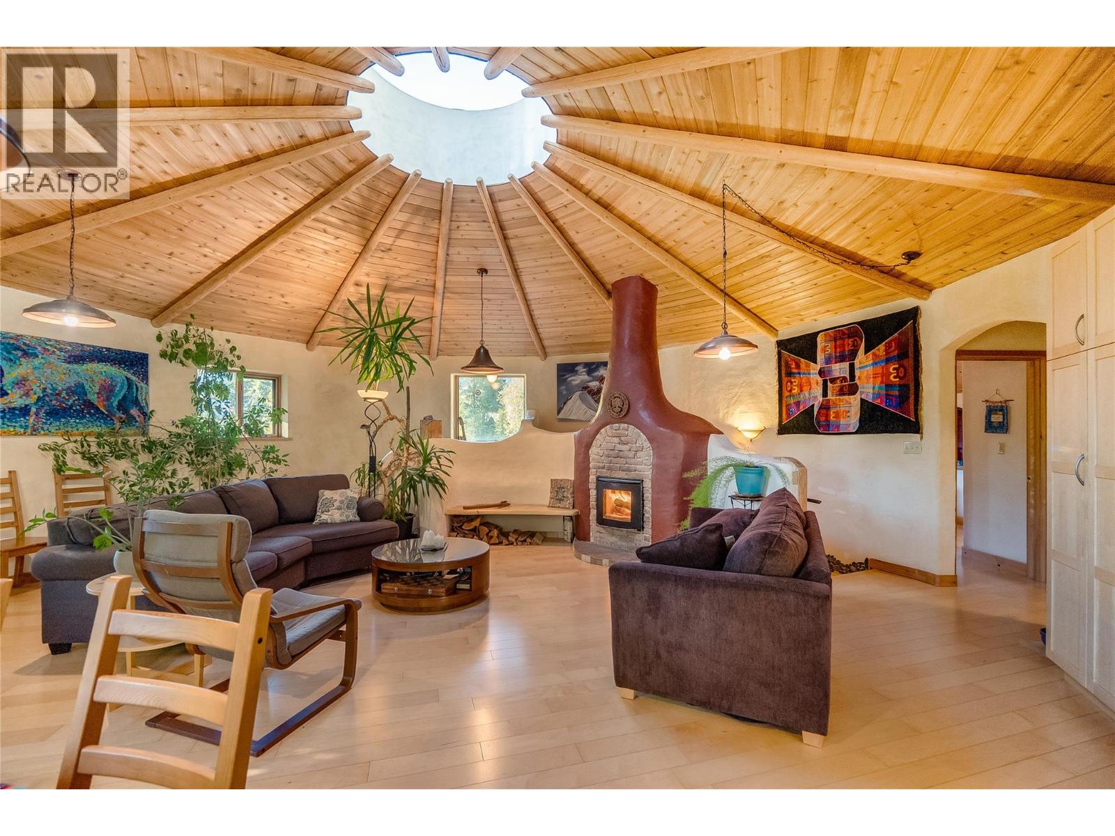 2129 Svoboda Road, Nelson, British Columbia  V1L 3V3 - Photo 18 - 10386644
