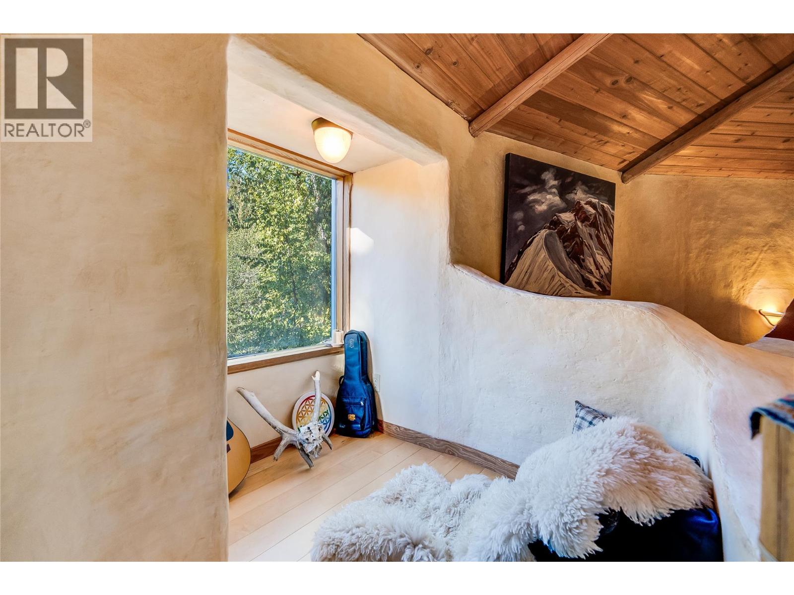 2129 Svoboda Road, Nelson, British Columbia  V1L 3V3 - Photo 24 - 10386644