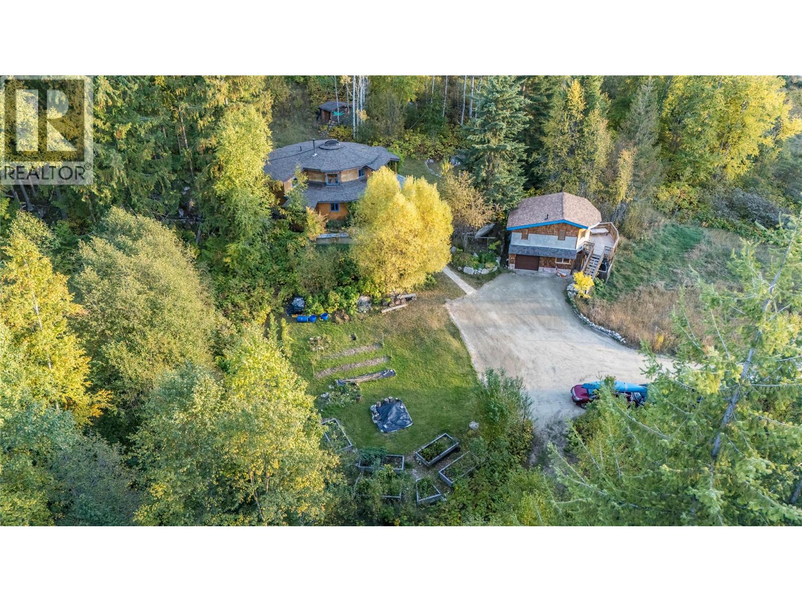 2129 Svoboda Road, Nelson, British Columbia  V1L 3V3 - Photo 4 - 10386644