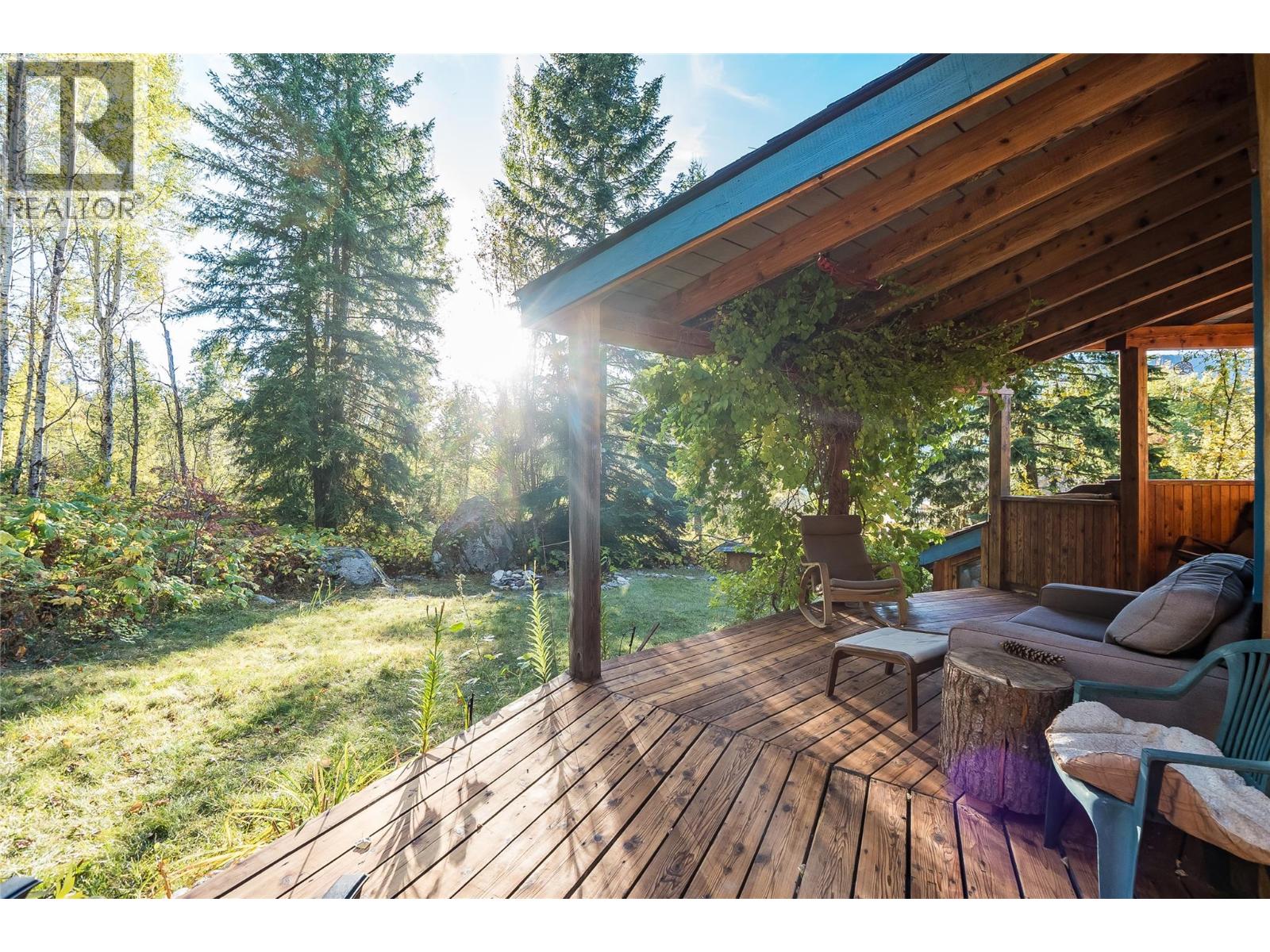 2129 Svoboda Road, Nelson, British Columbia  V1L 3V3 - Photo 59 - 10386644